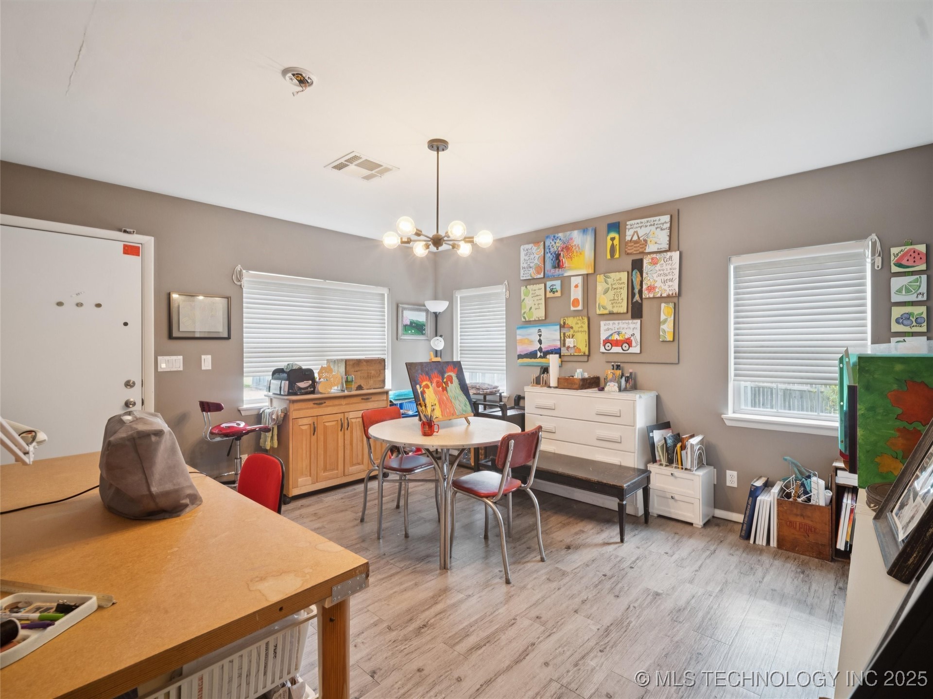 5127 S Columbia Avenue Property Photo 25