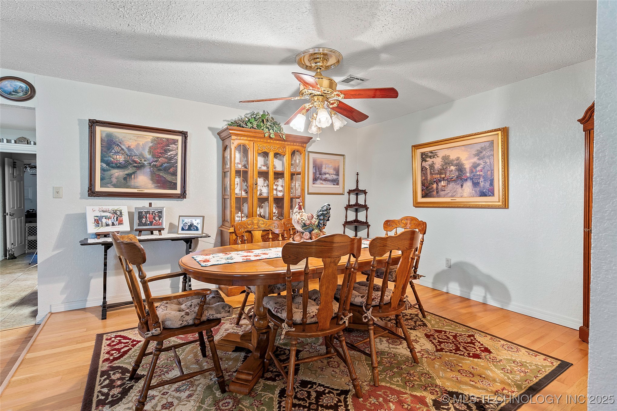 6892 Meridian Road Property Photo 8