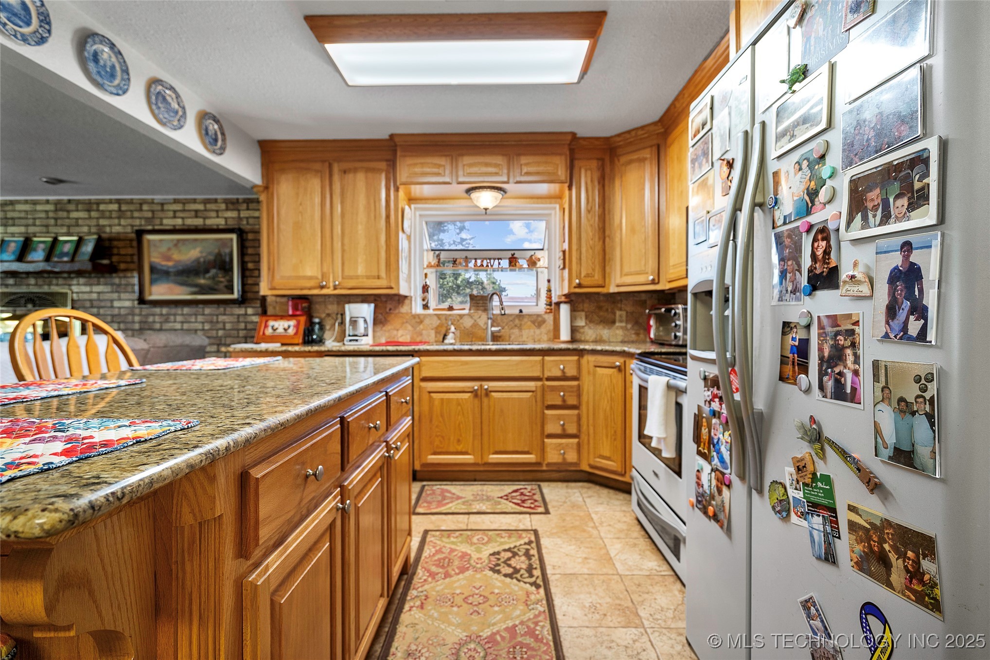 6892 Meridian Road Property Photo 11