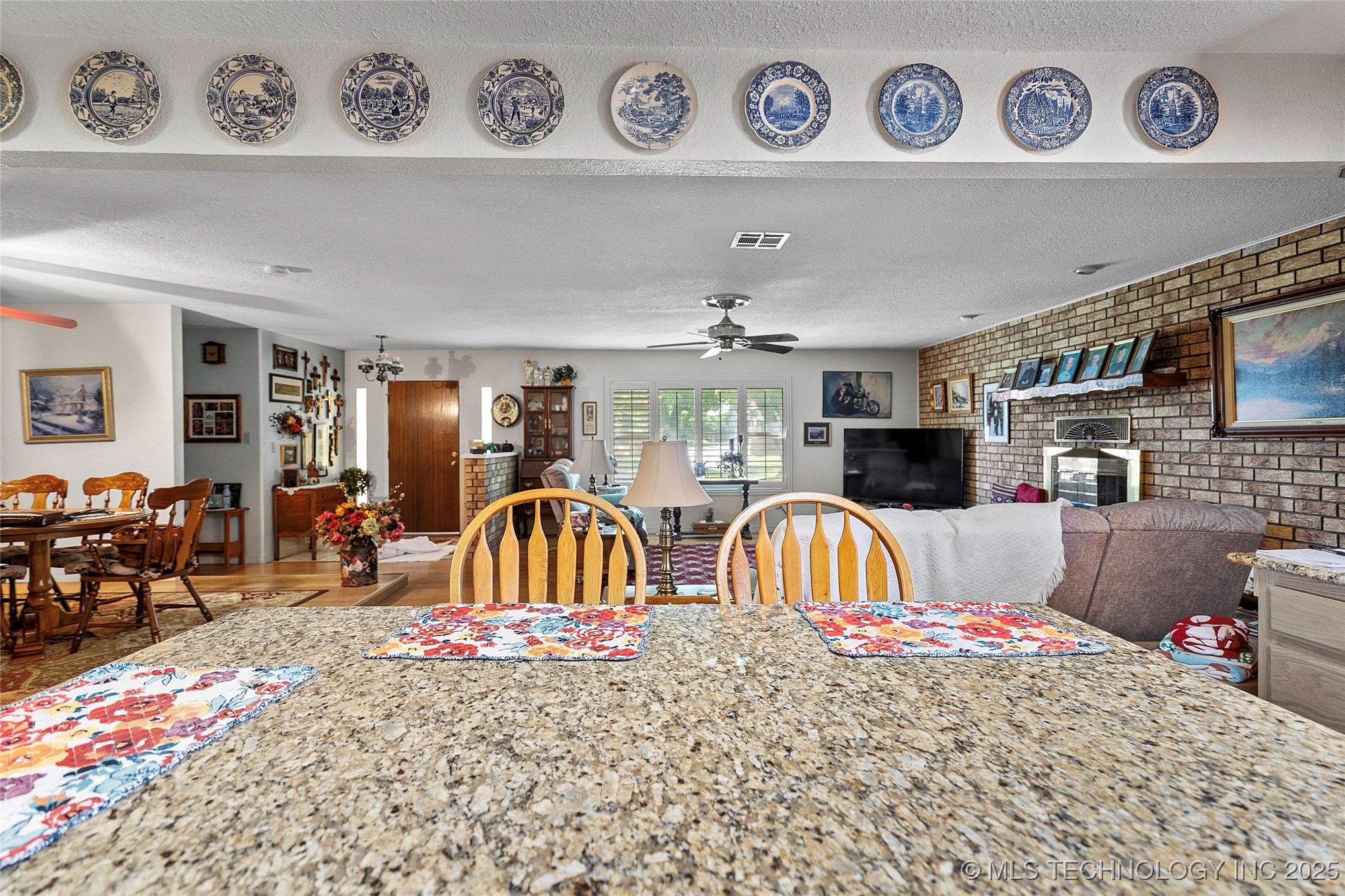 6892 Meridian Road Property Photo 14