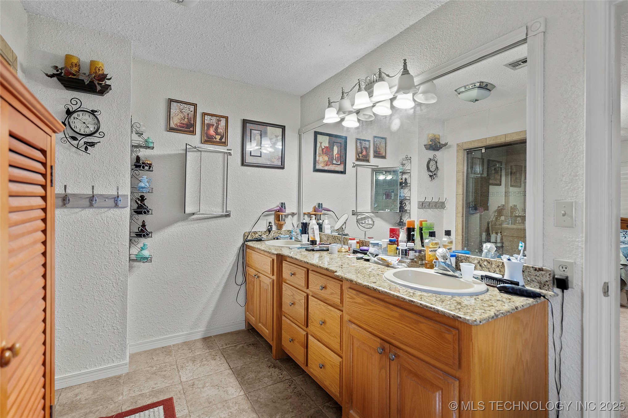 6892 Meridian Road Property Photo 22