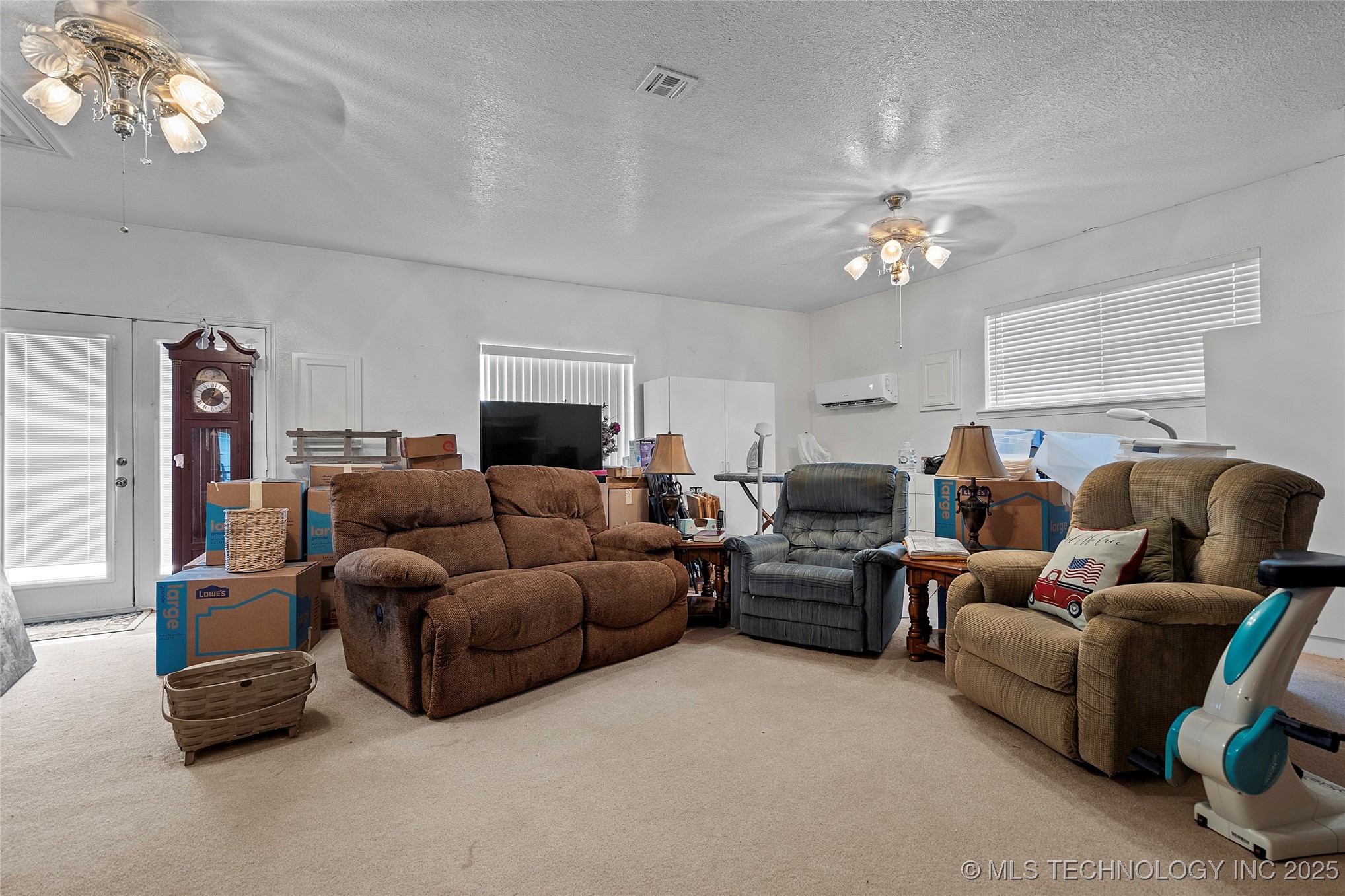 6892 Meridian Road Property Photo 30