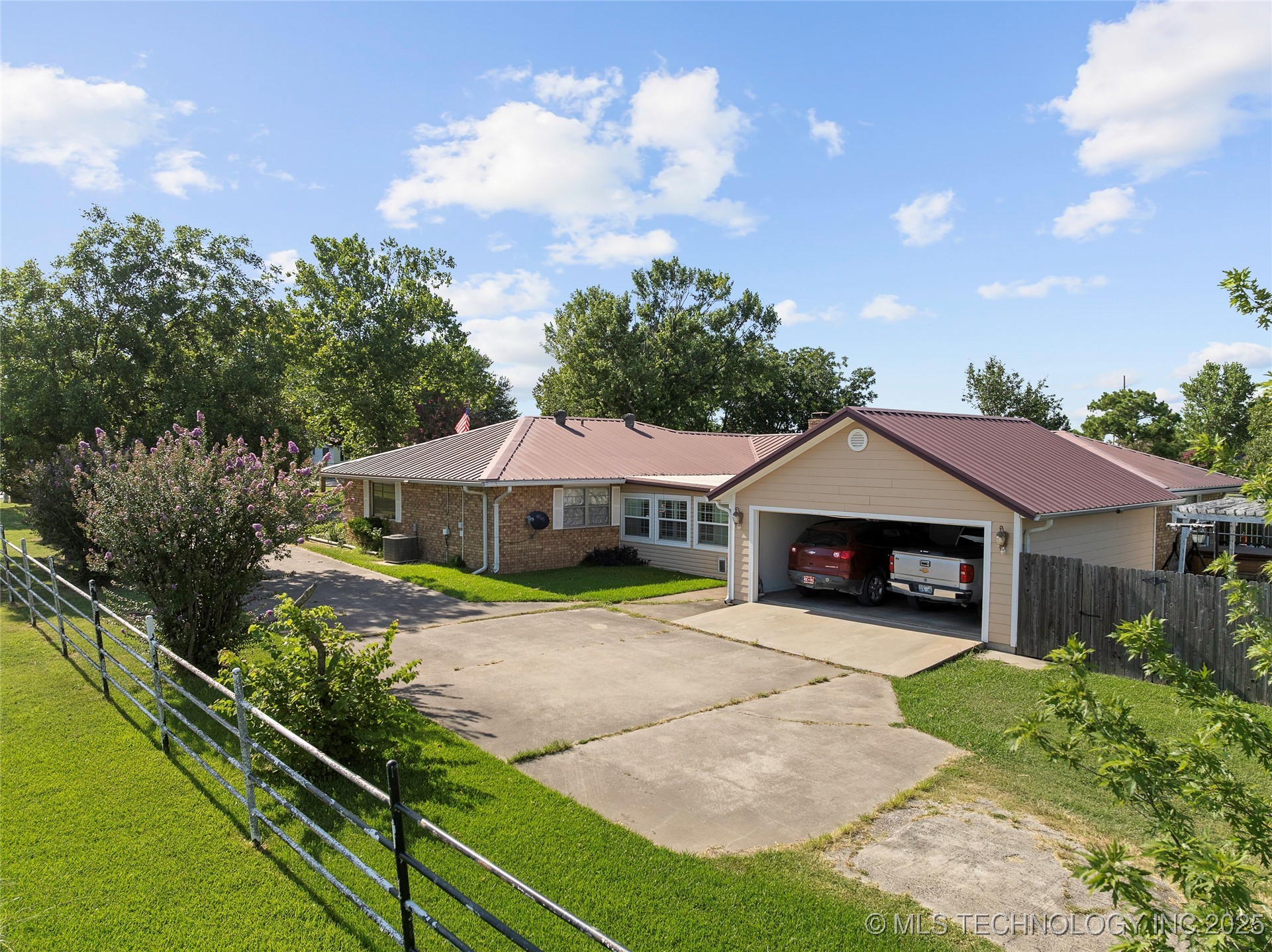 6892 Meridian Road Property Photo 35