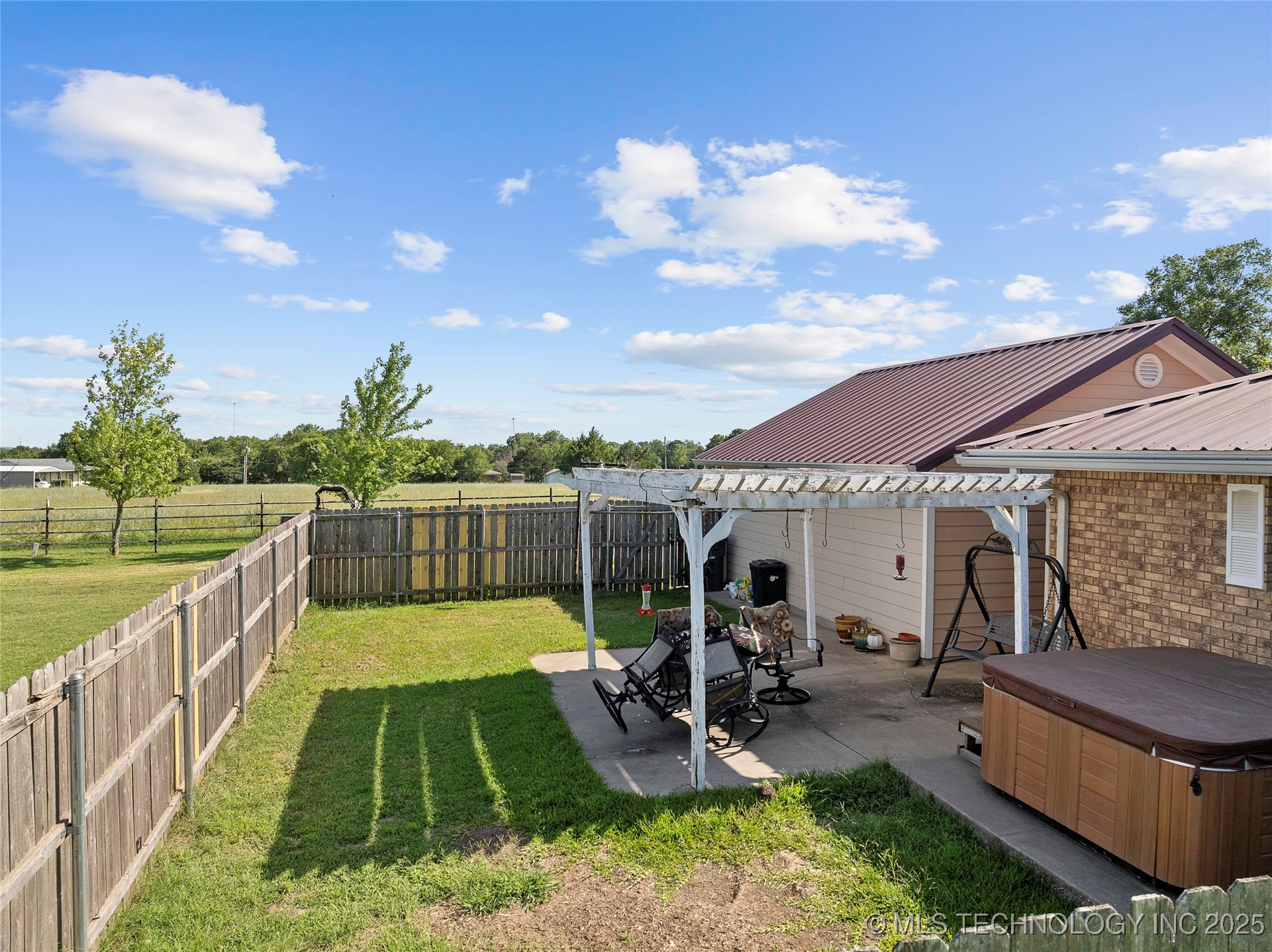 6892 Meridian Road Property Photo 37