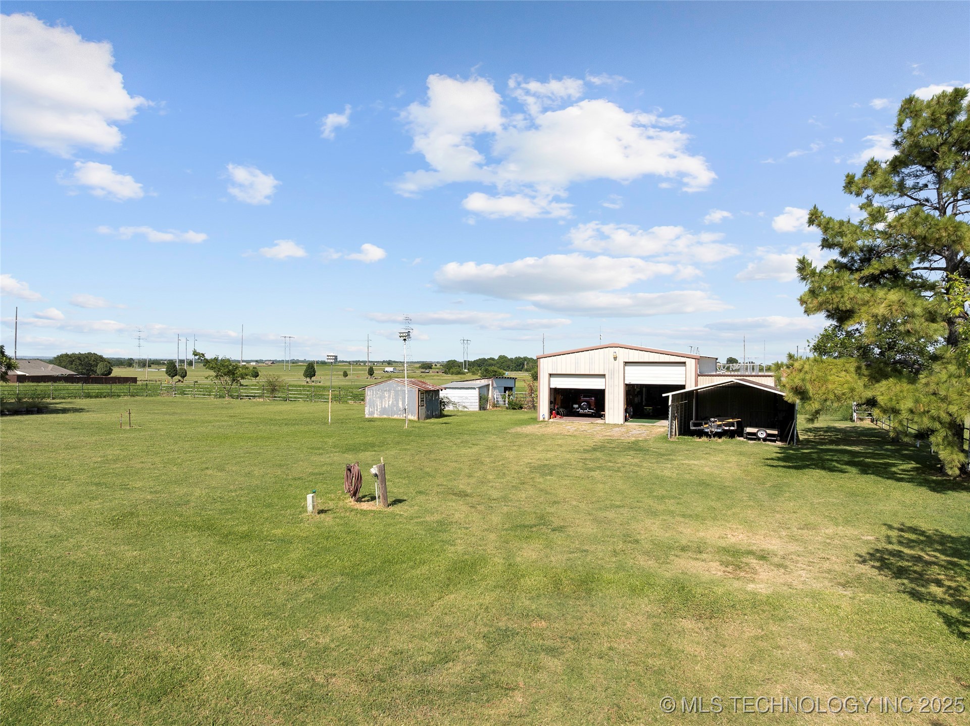 6892 Meridian Road Property Photo 40