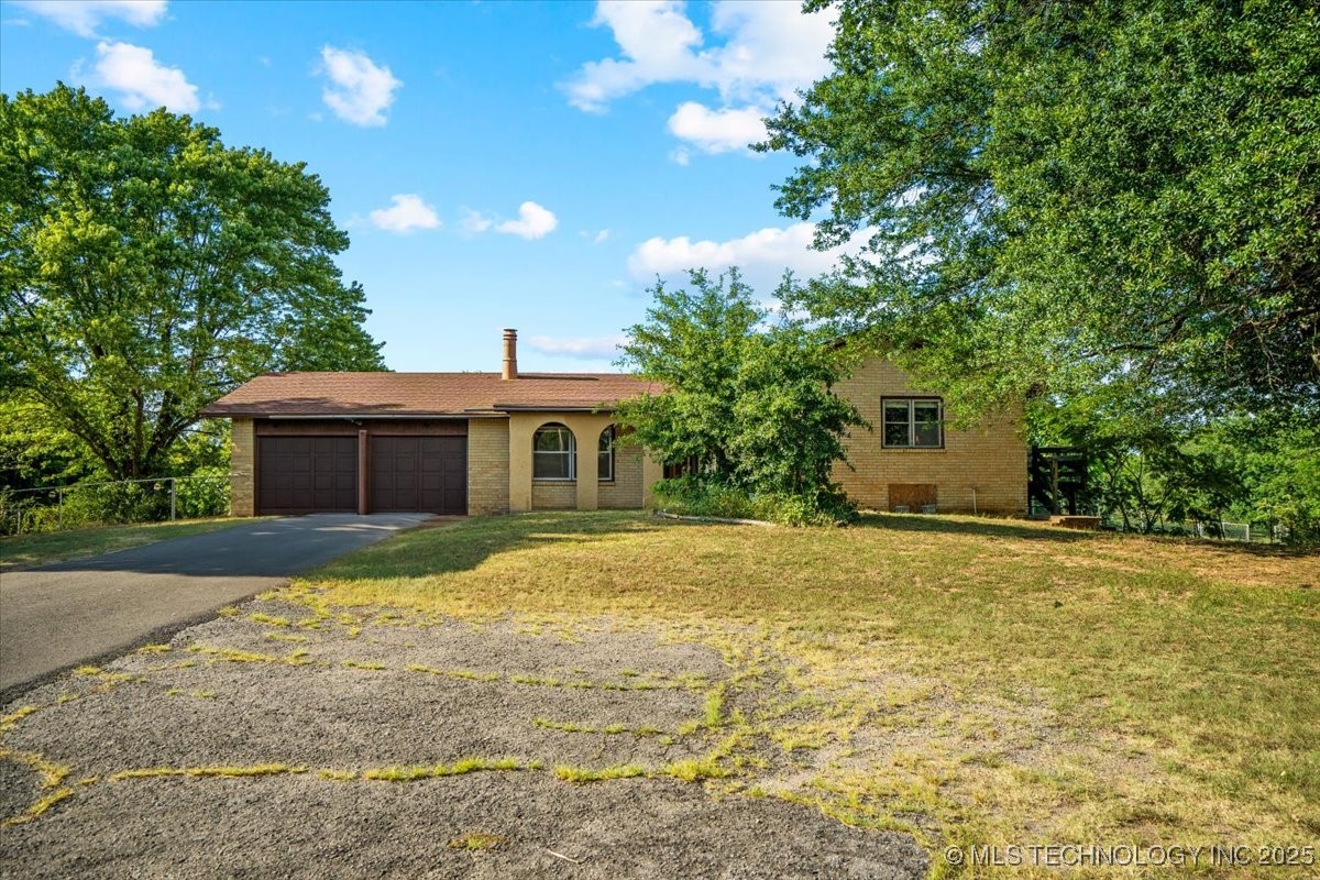 825 Nw 8th Property Photo 1