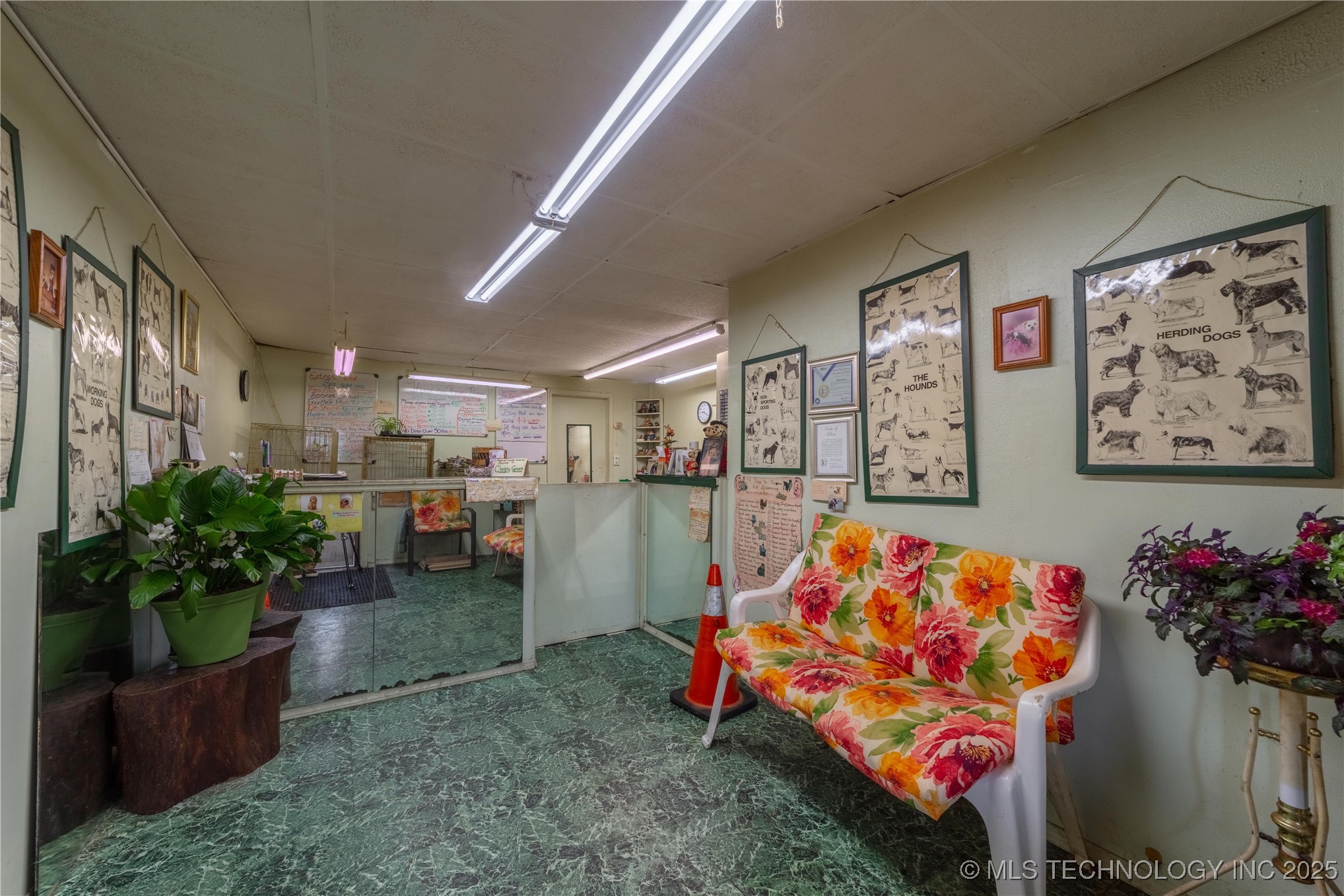 215 W Carl Albert Parkway Property Photo 4