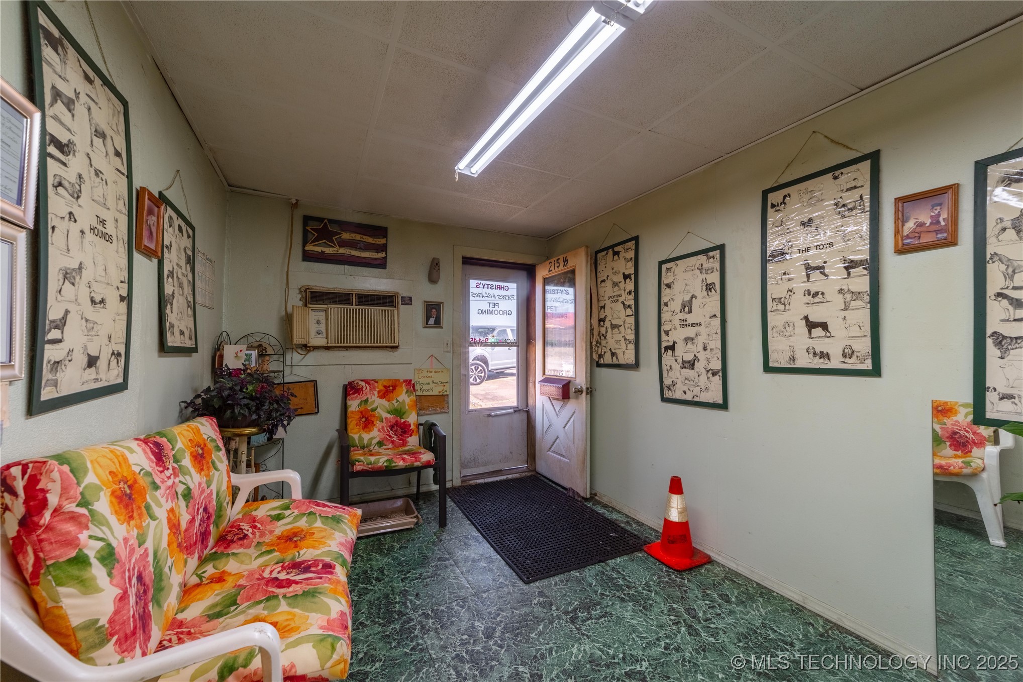 215 W Carl Albert Parkway Property Photo 5