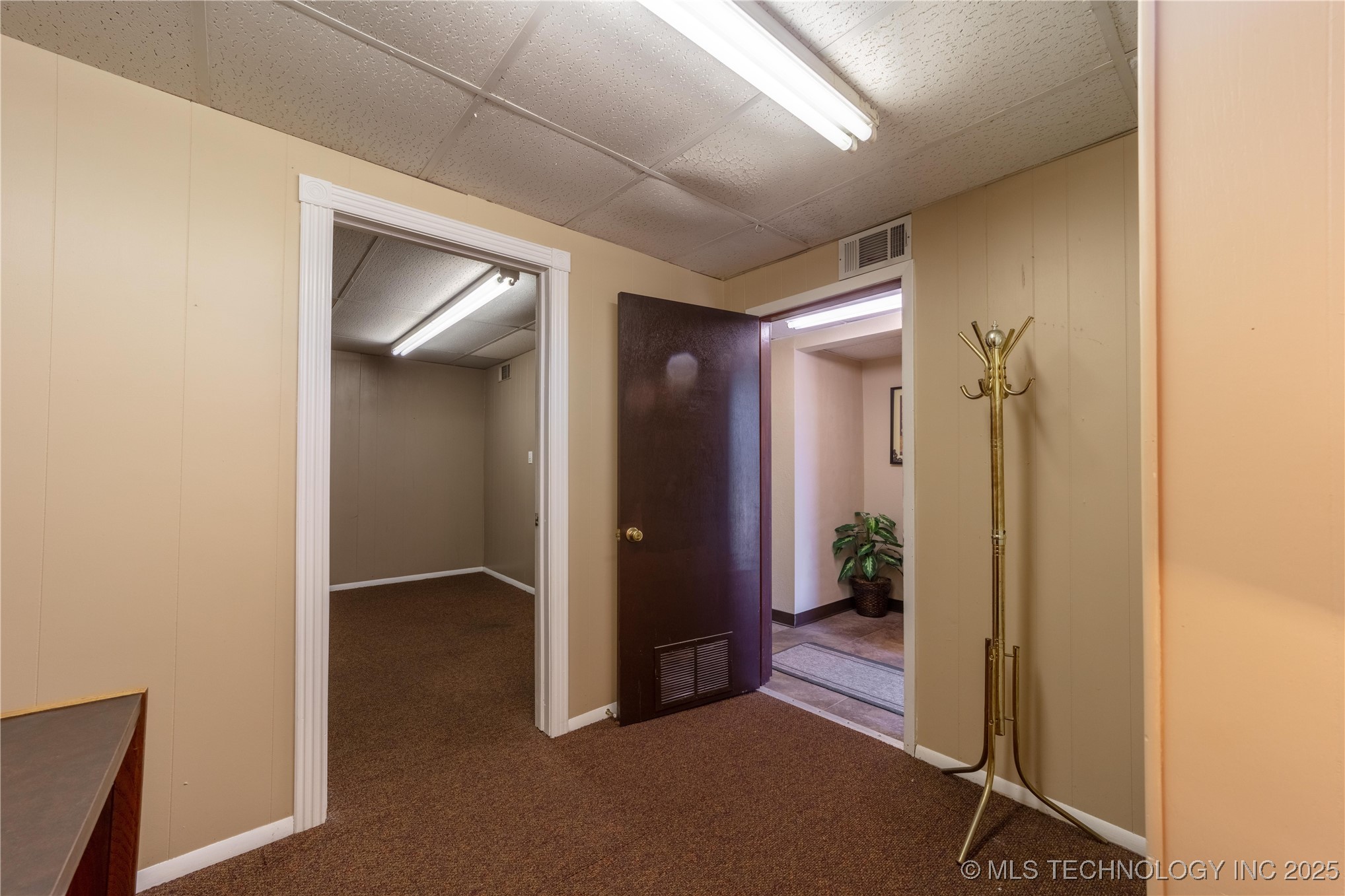 215 W Carl Albert Parkway Property Photo 9