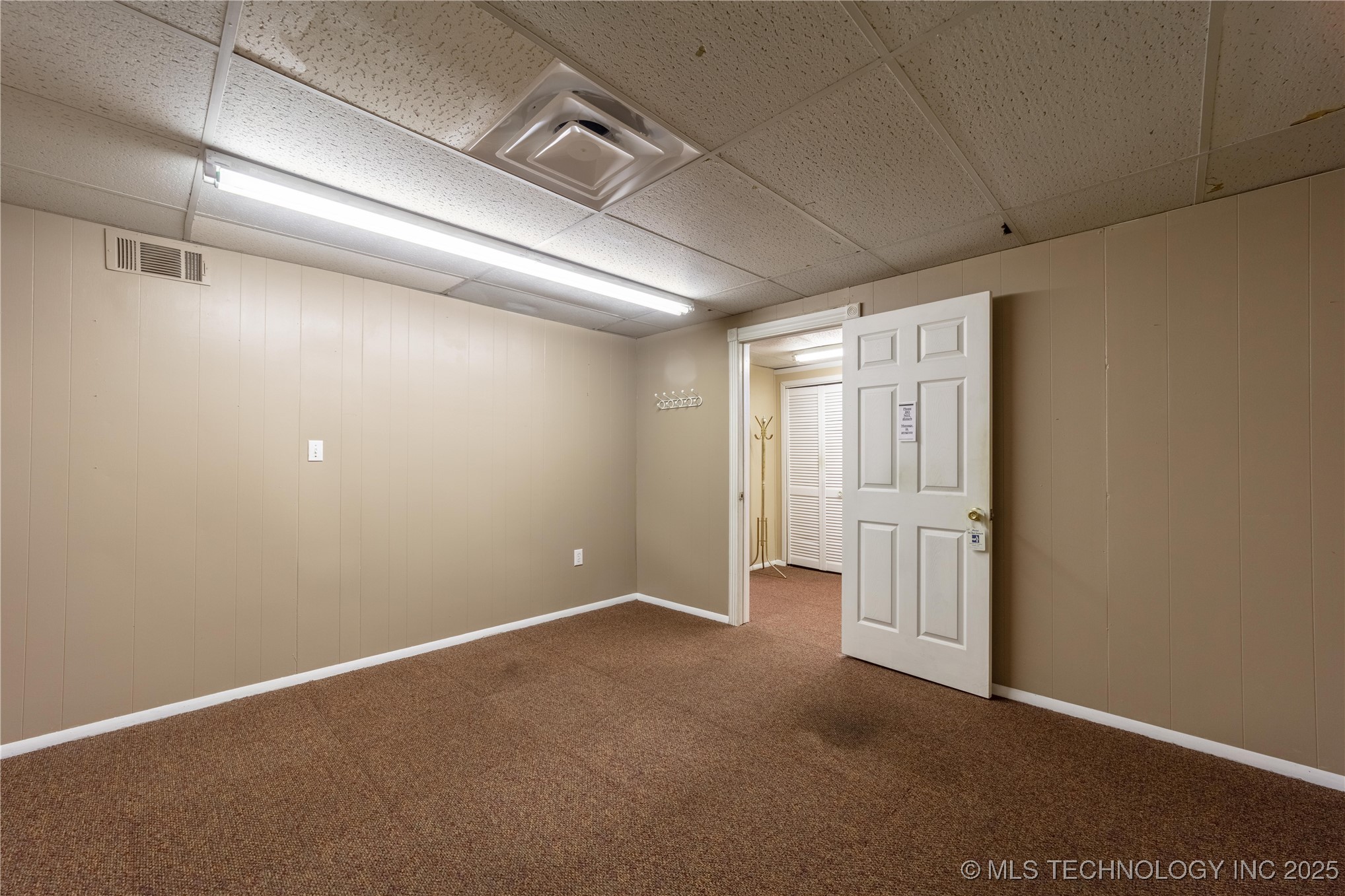 215 W Carl Albert Parkway Property Photo 11