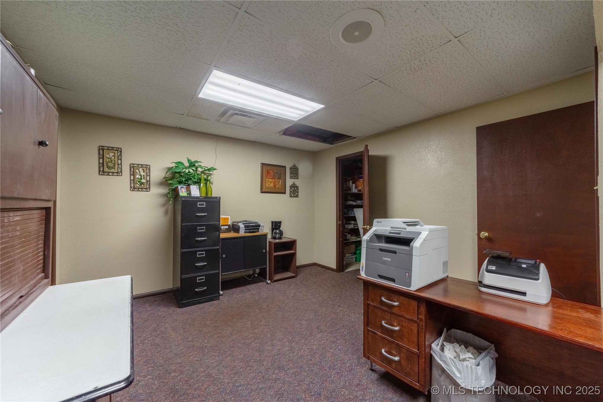 215 W Carl Albert Parkway Property Photo 15