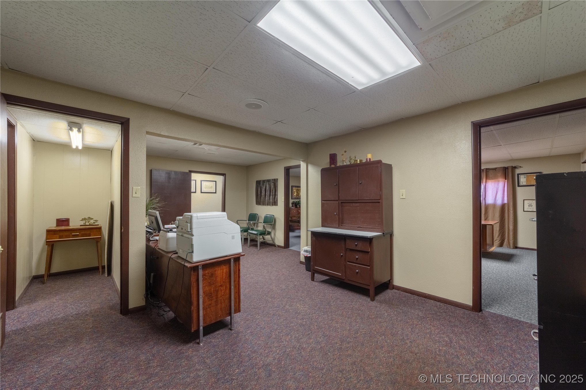 215 W Carl Albert Parkway Property Photo 16