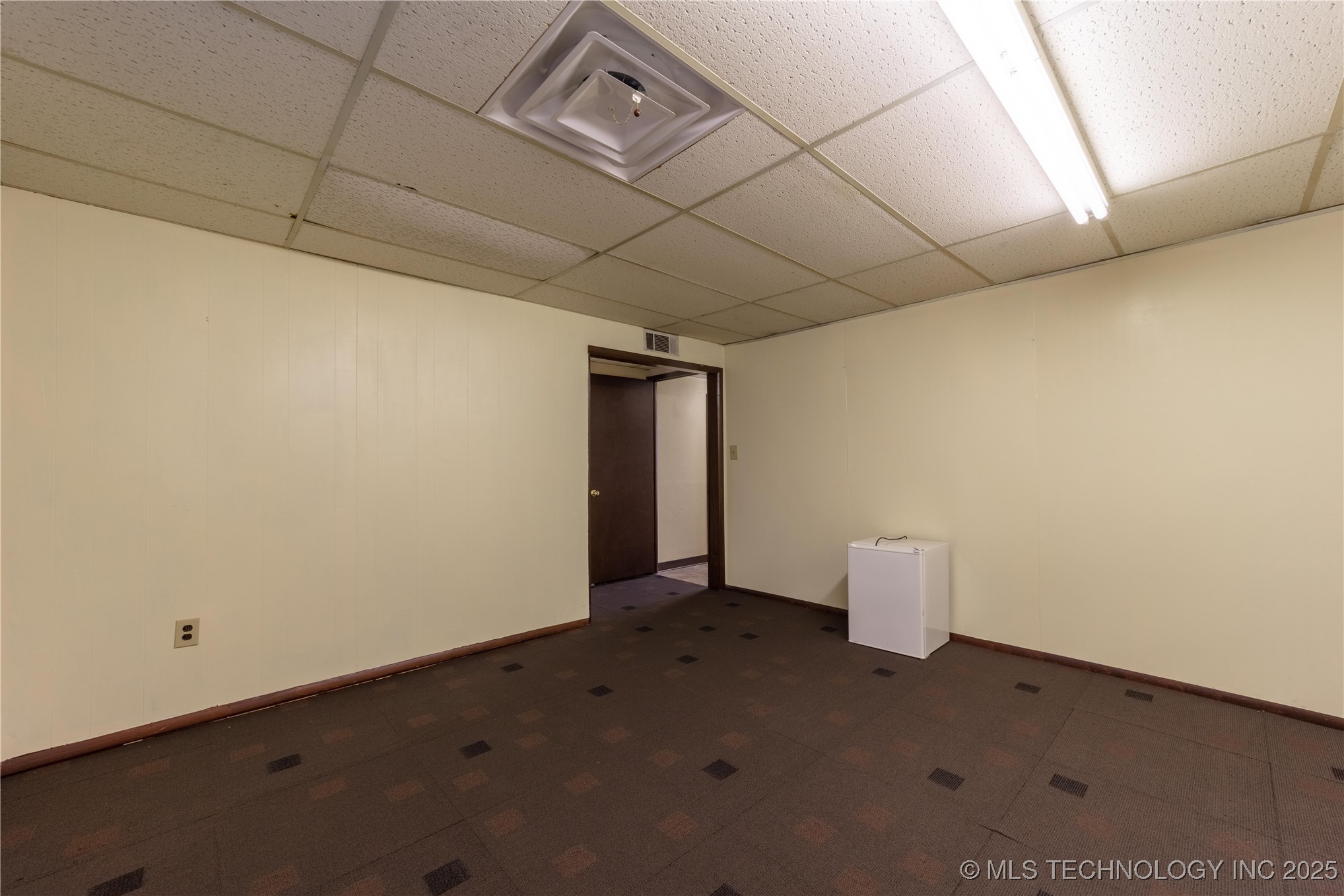 215 W Carl Albert Parkway Property Photo 26