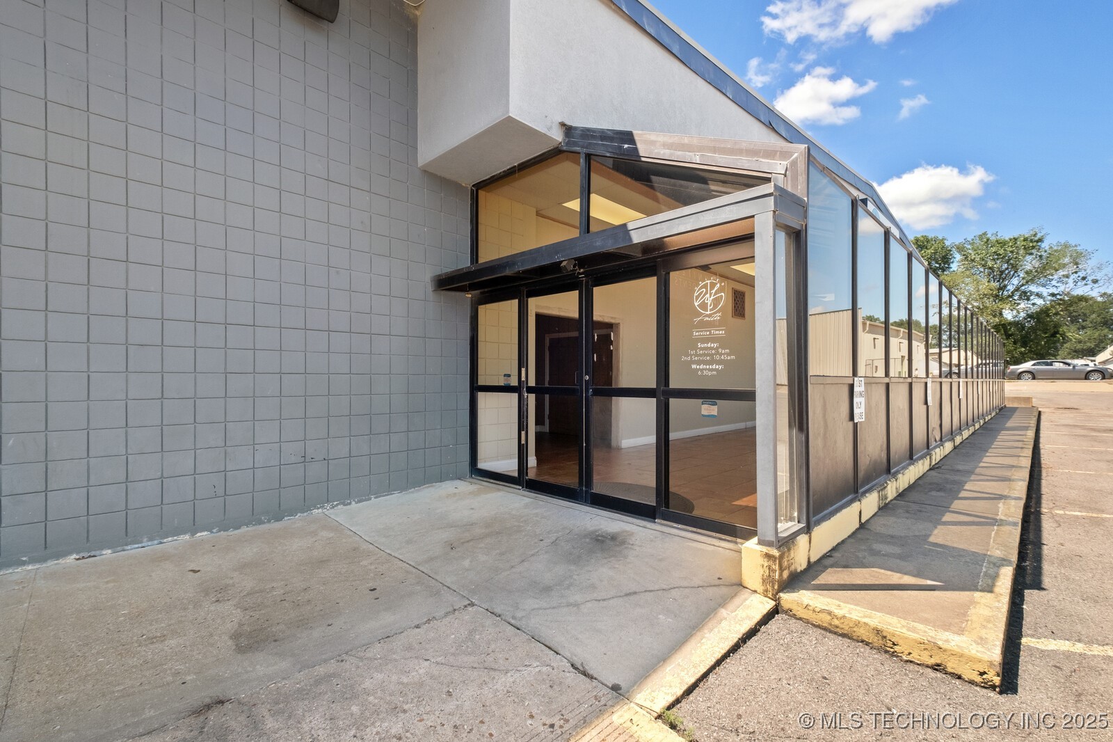 814 E Cherokee Avenue Property Photo 4