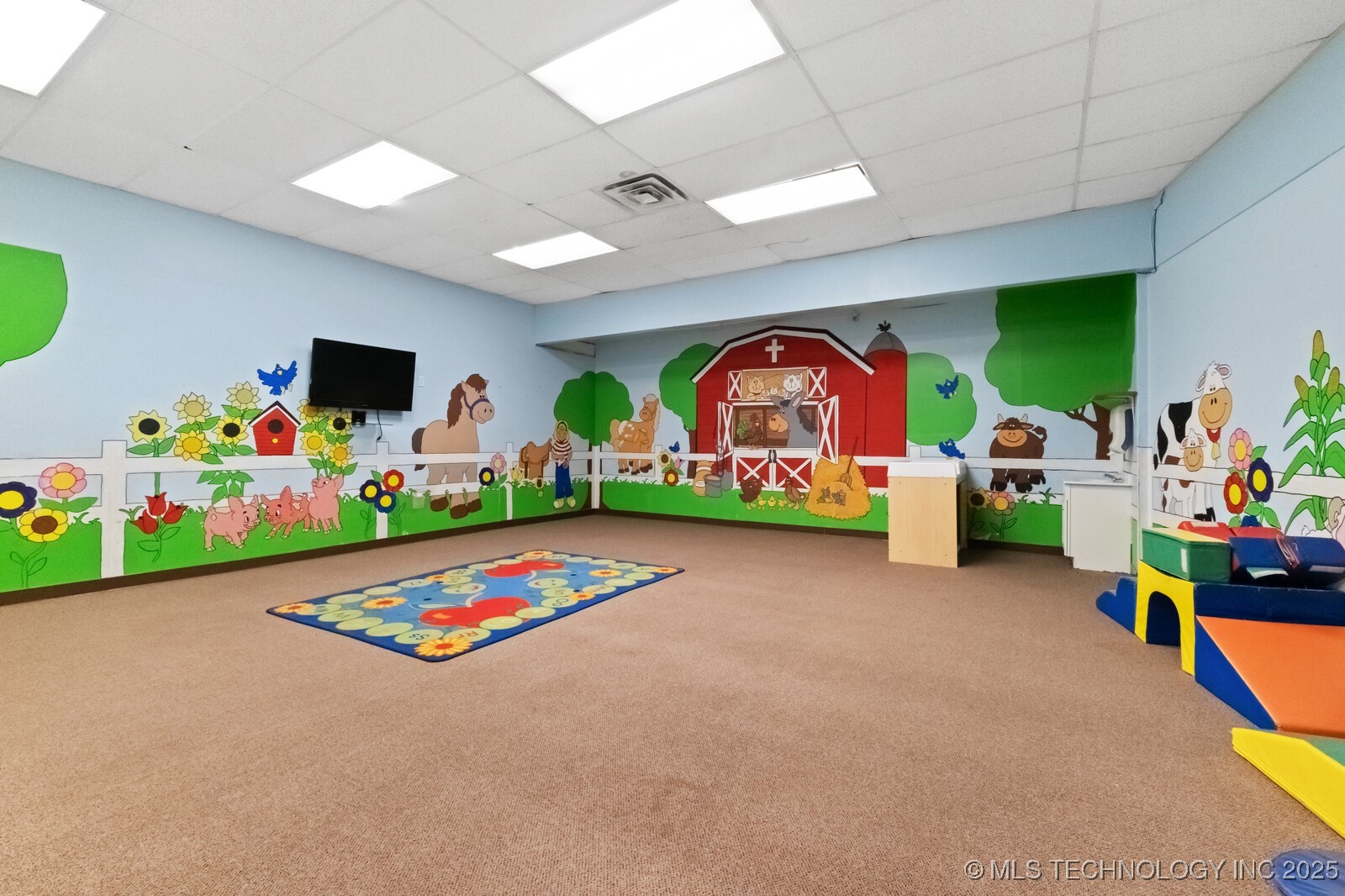 814 E Cherokee Avenue Property Photo 20