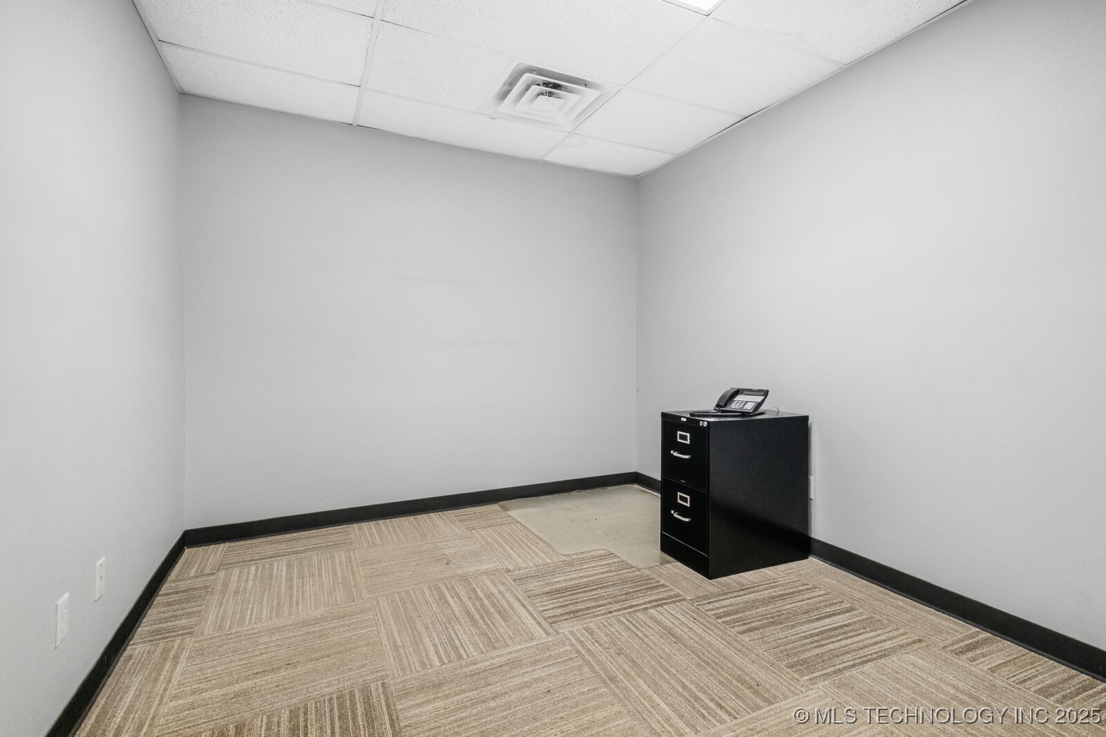 814 E Cherokee Avenue Property Photo 25