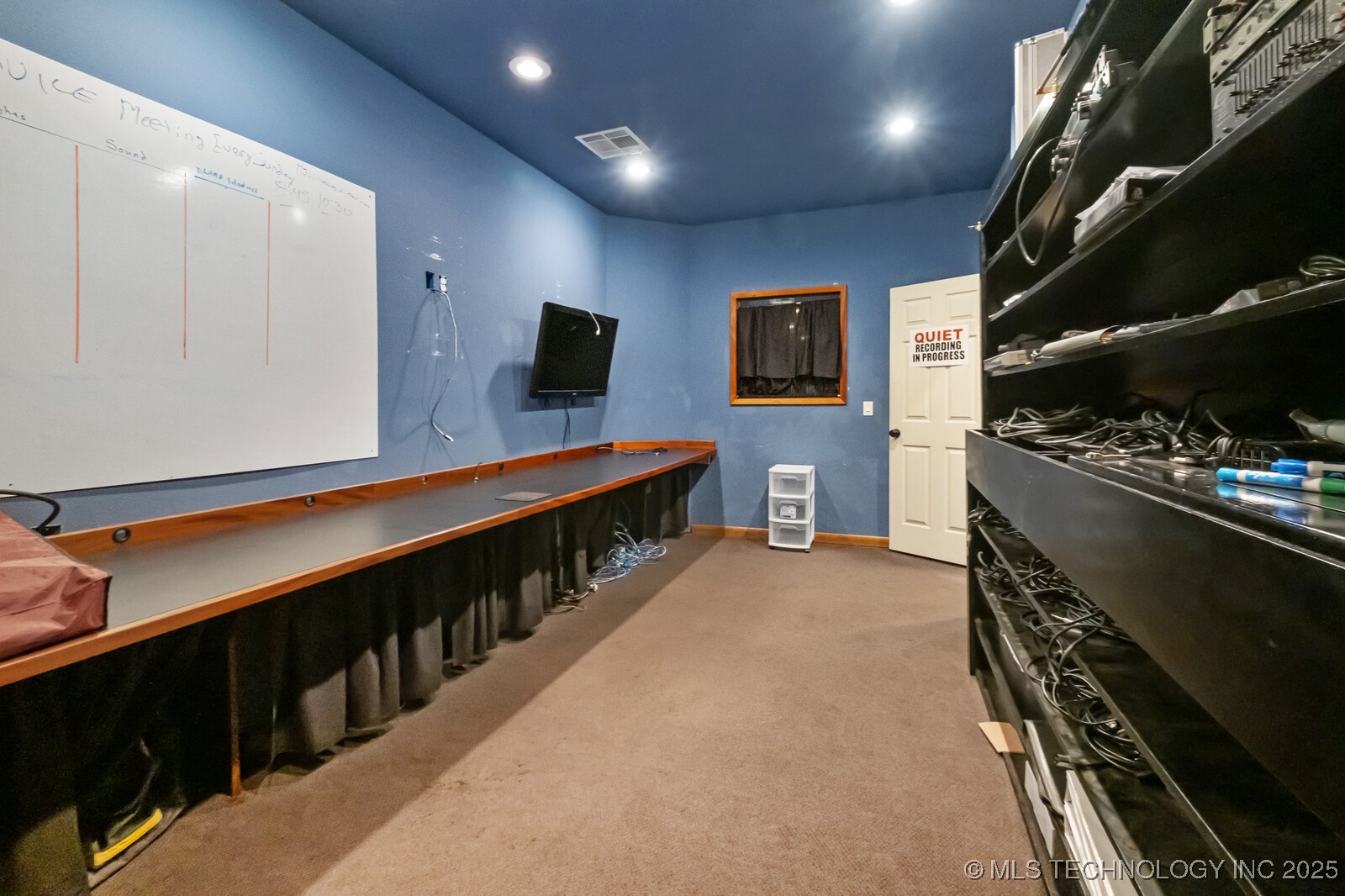 814 E Cherokee Avenue Property Photo 37