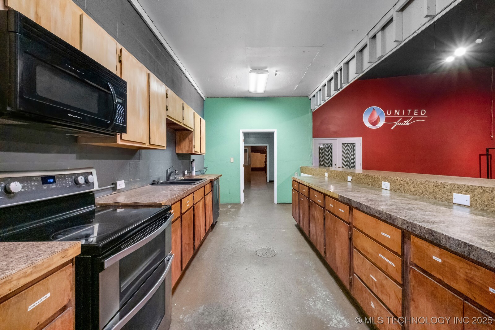 814 E Cherokee Avenue Property Photo 43