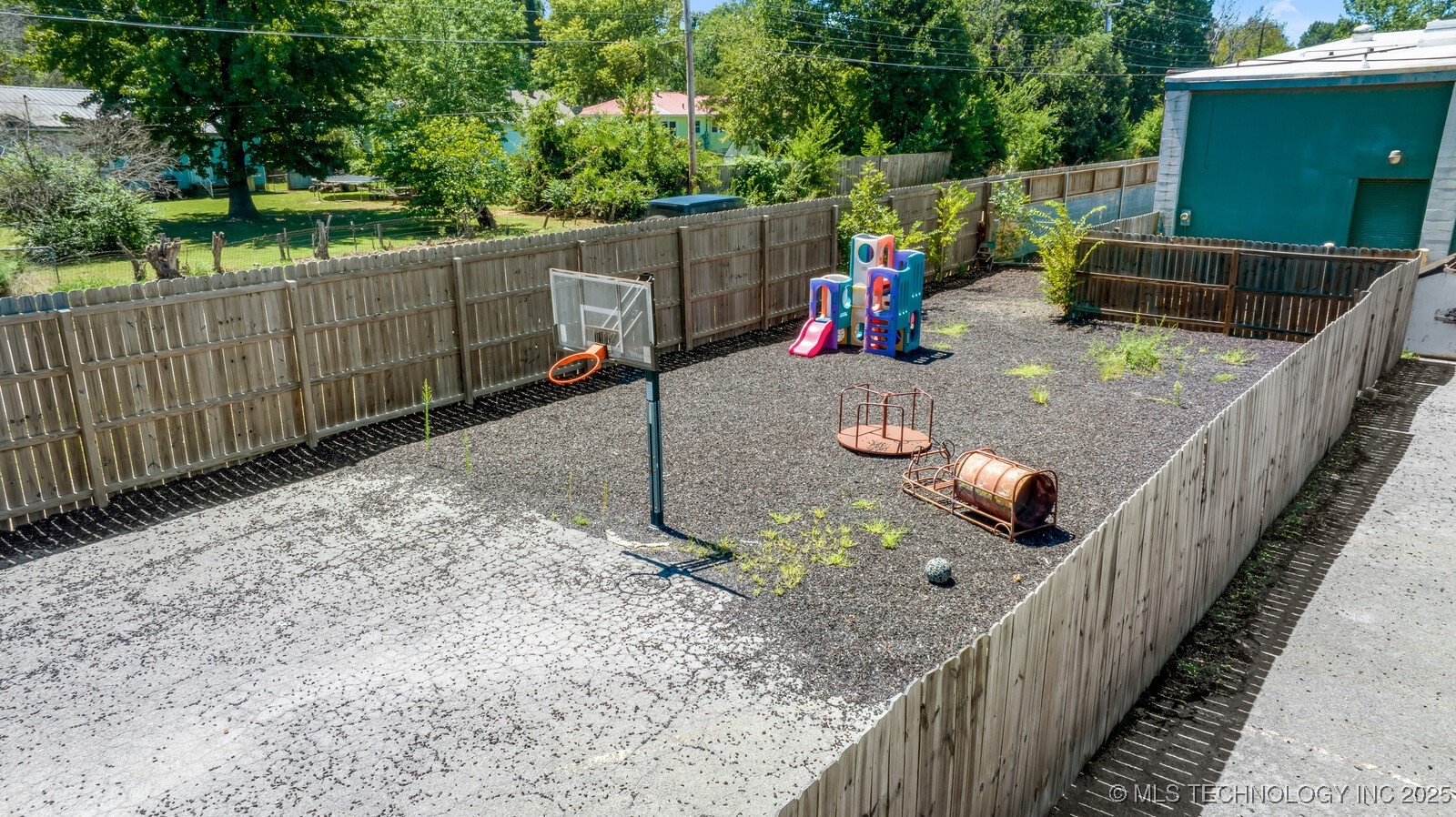 814 E Cherokee Avenue Property Photo 47