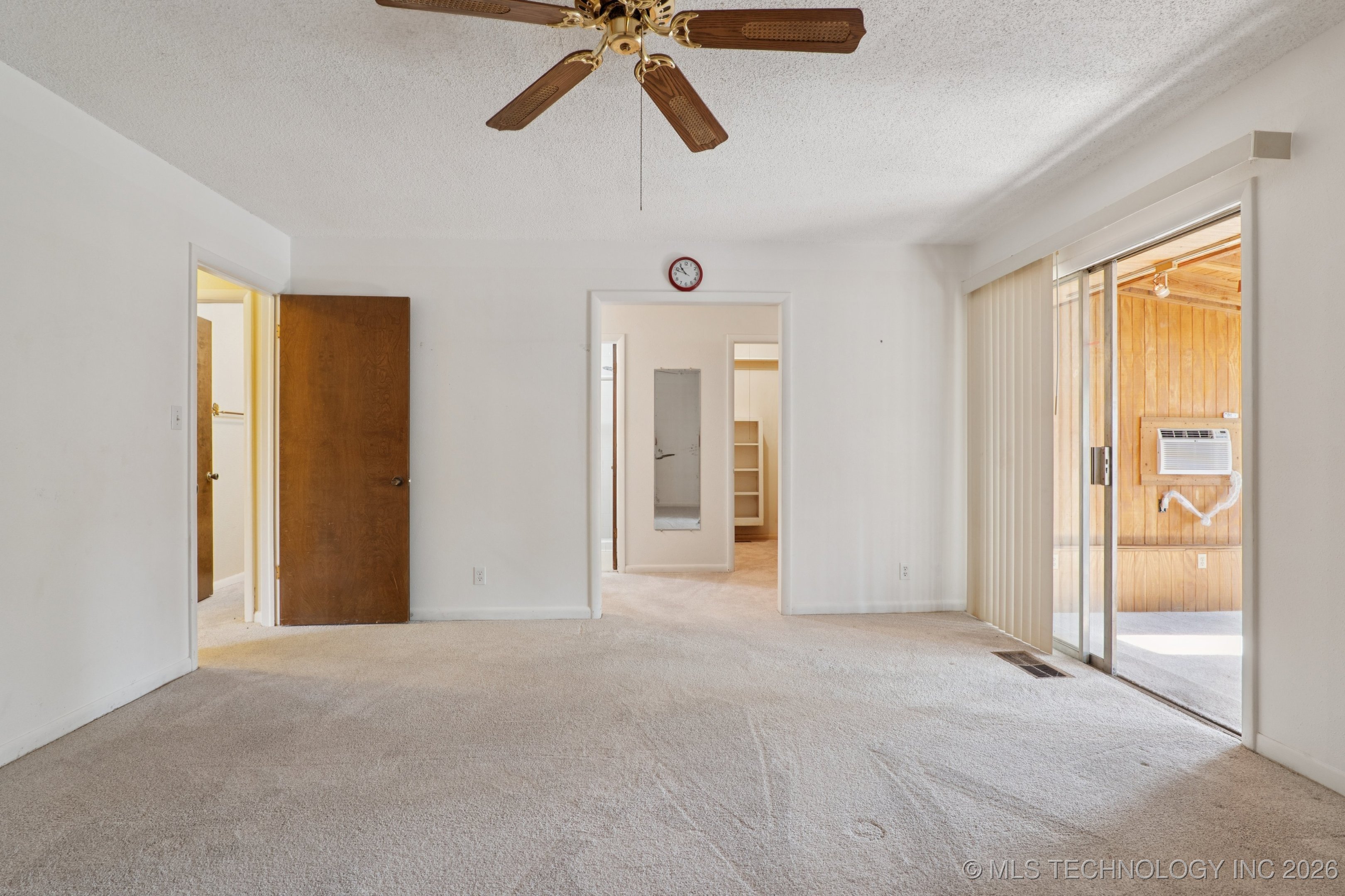 3923 S 122nd Street Property Photo 11