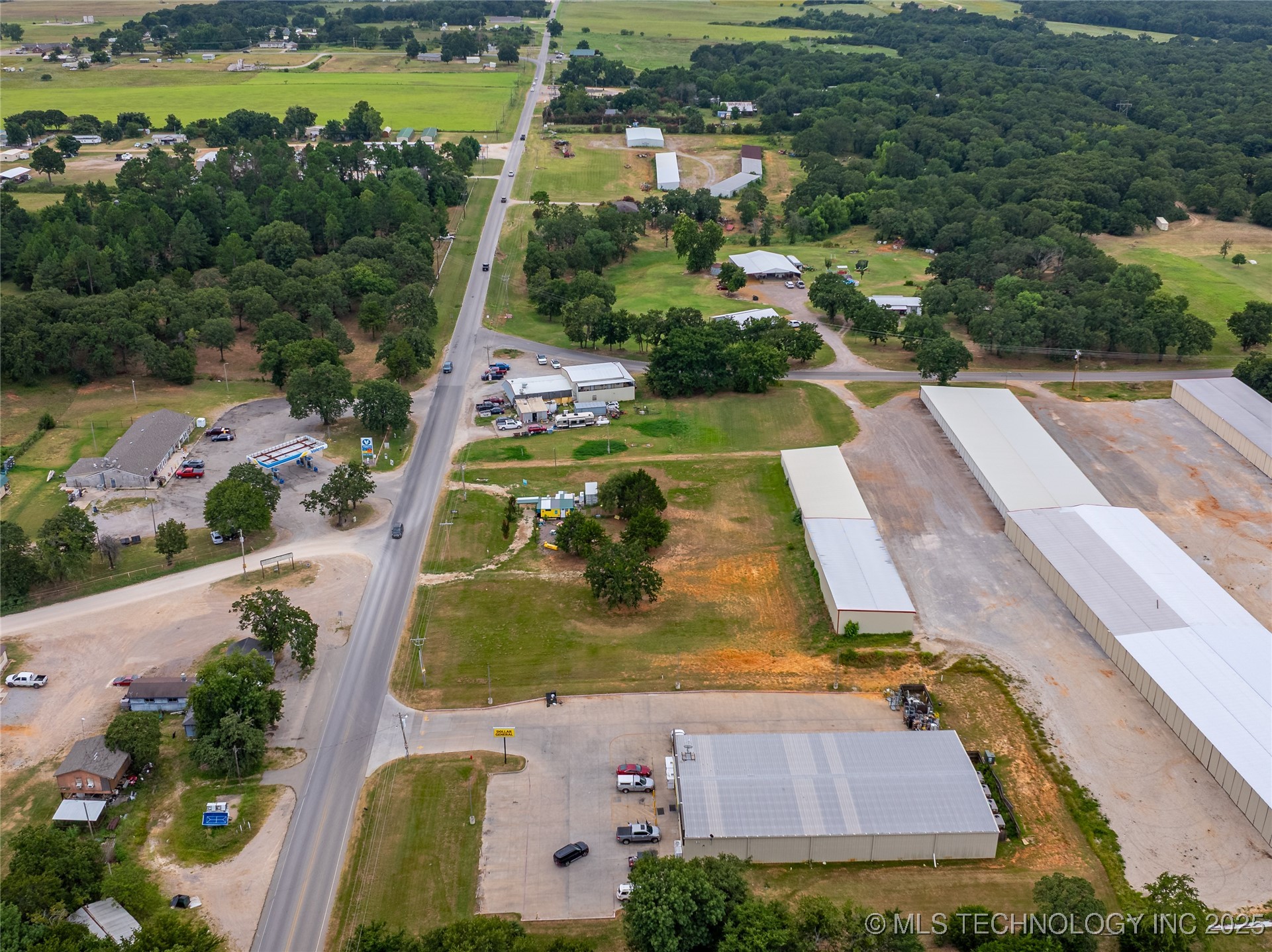 5317 Enos Road Property Photo 5