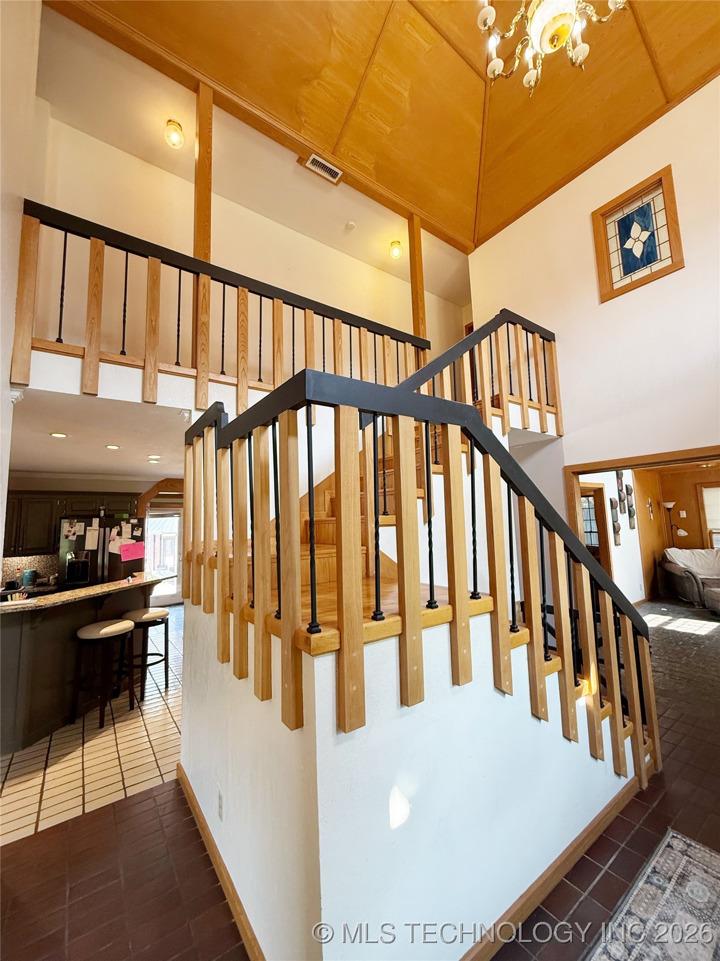 1103 Oakwood Circle Property Photo 8