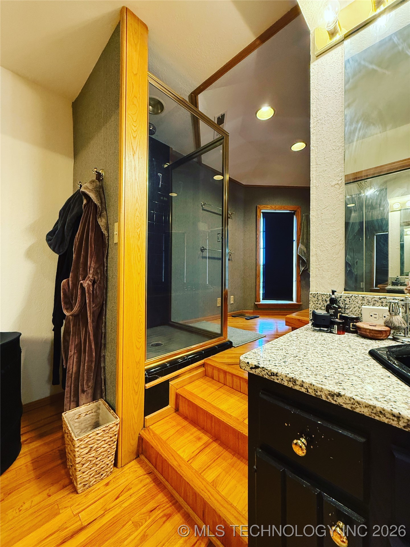 1103 Oakwood Circle Property Photo 40