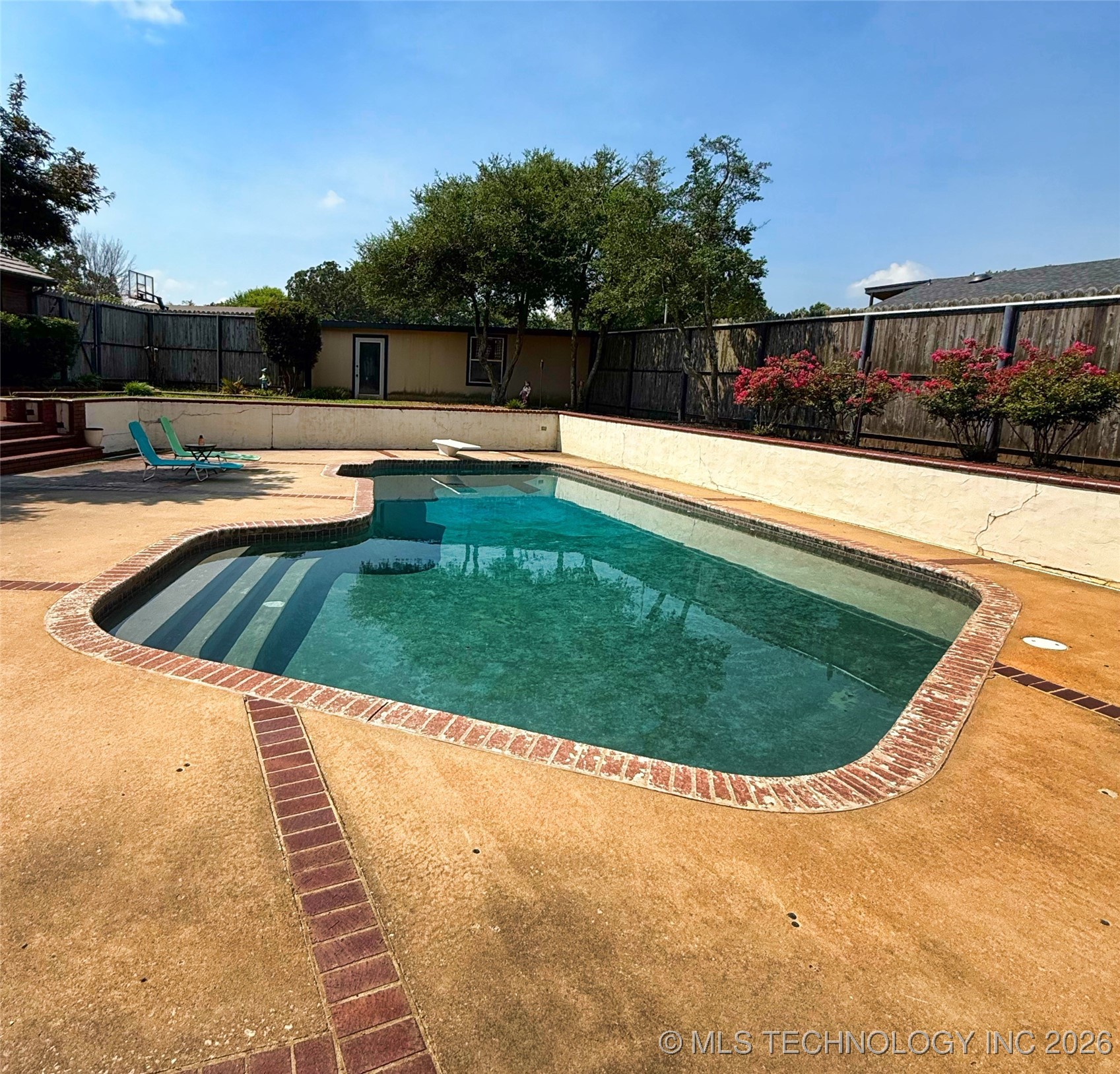 1103 Oakwood Circle Property Photo 55