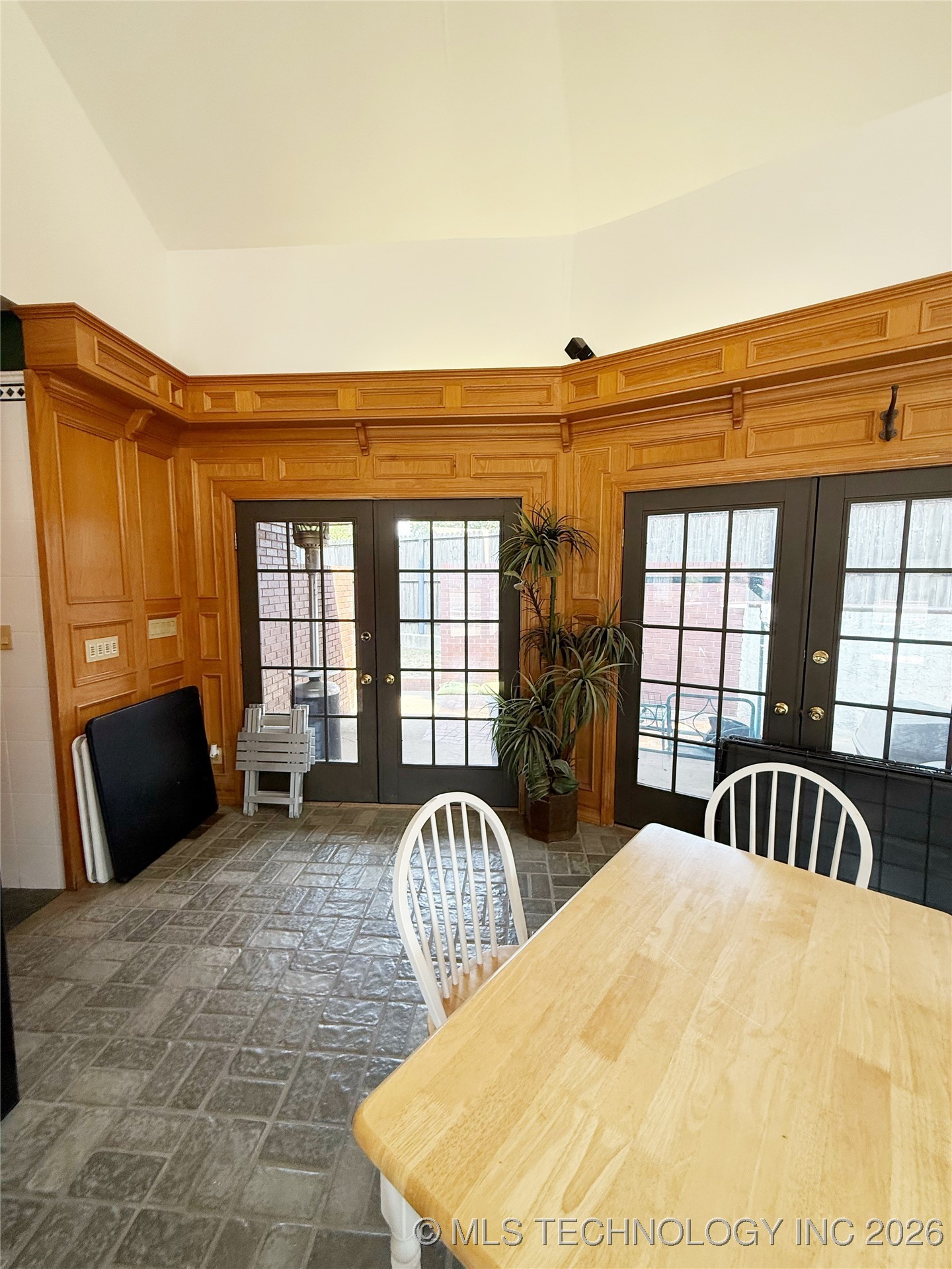 1103 Oakwood Circle Property Photo 65