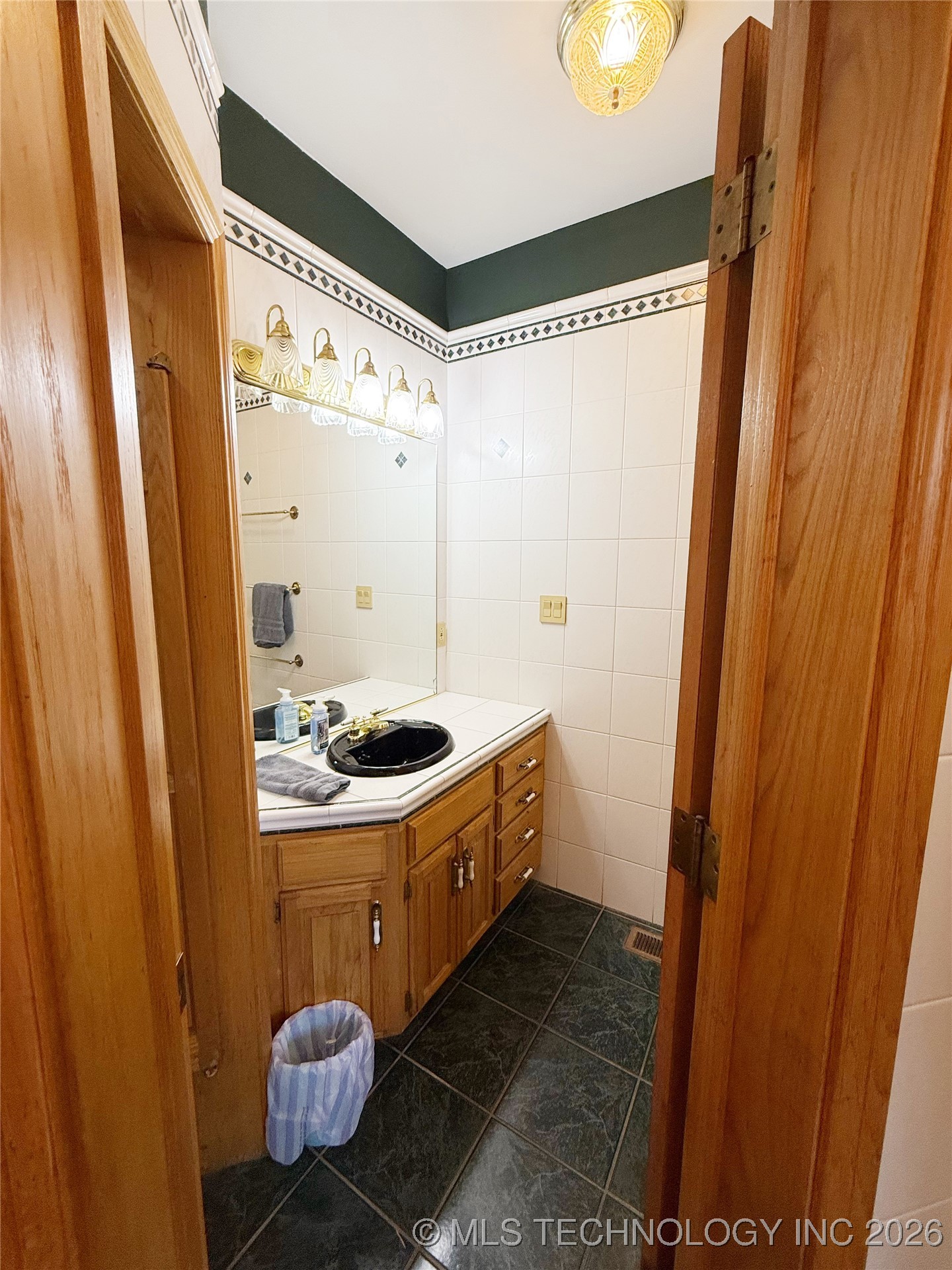 1103 Oakwood Circle Property Photo 67