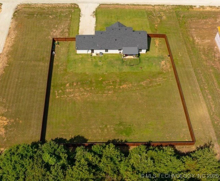 17520 County Road 3539 Property Photo 4