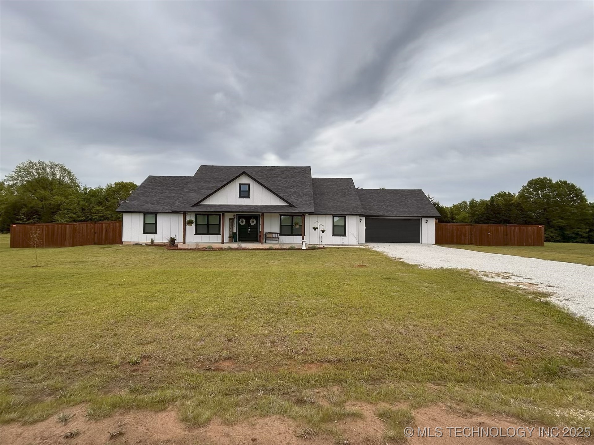 17520 County Road 3539 Property Photo 6