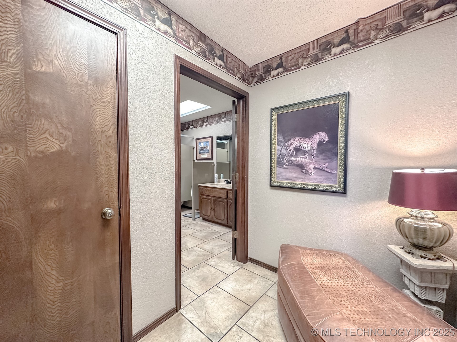 2833 W Main Street Property Photo 17