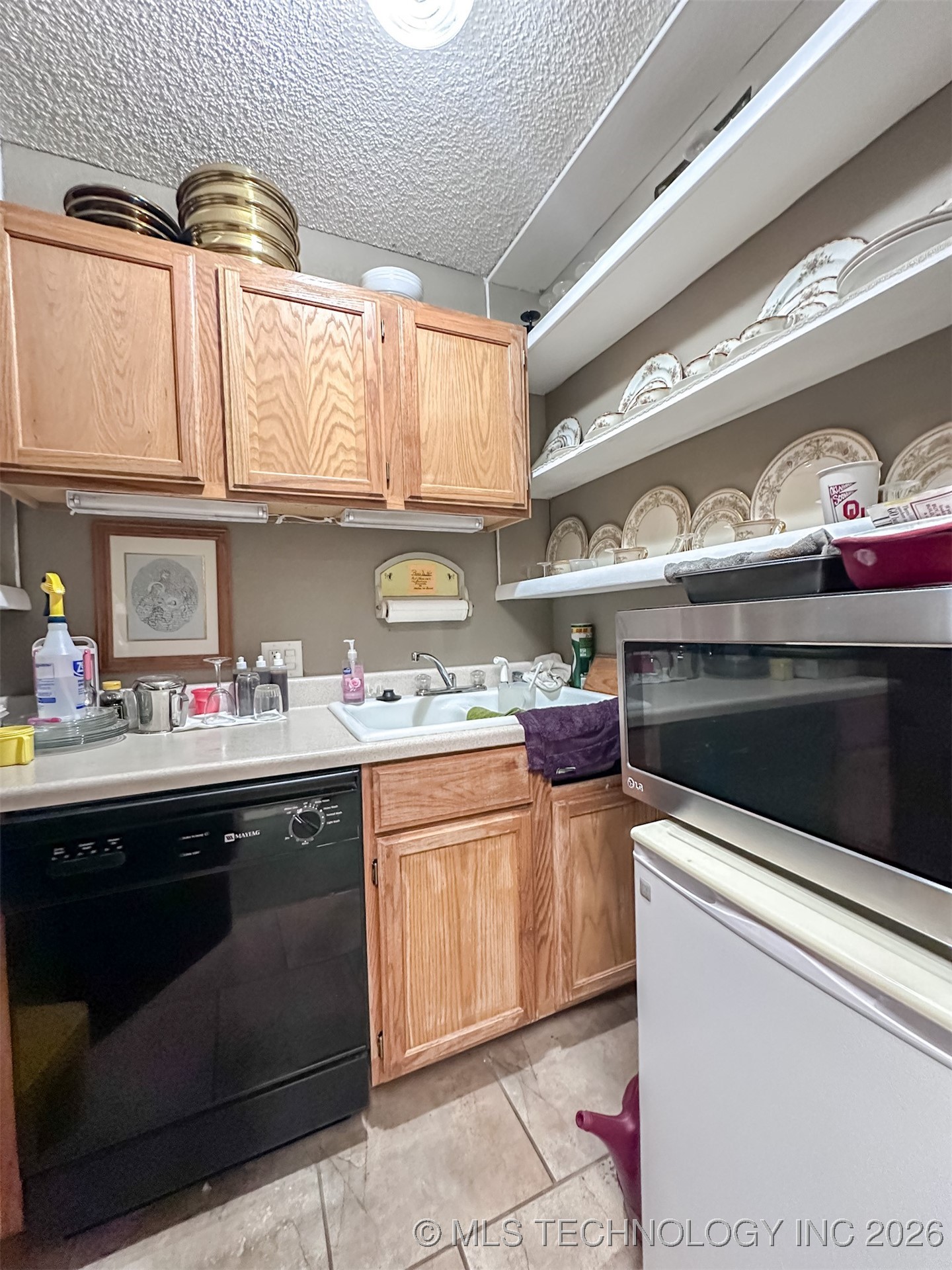 2833 W Main Street Property Photo 19