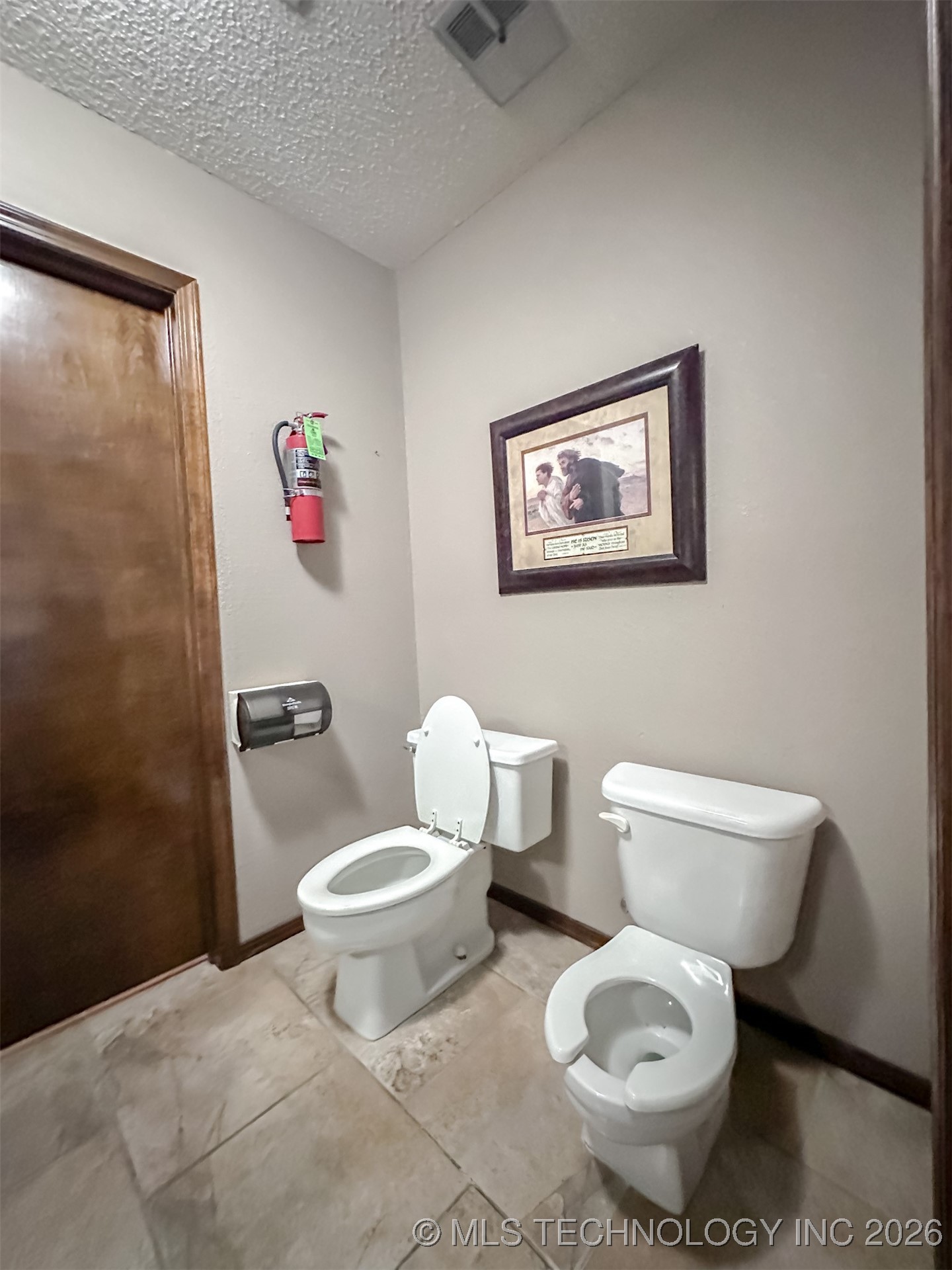 2833 W Main Street Property Photo 25