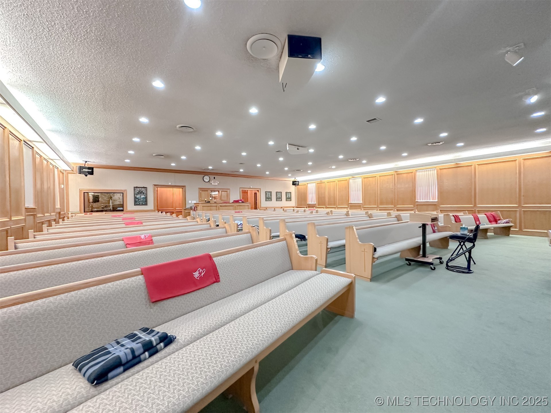 2833 W Main Street Property Photo 34