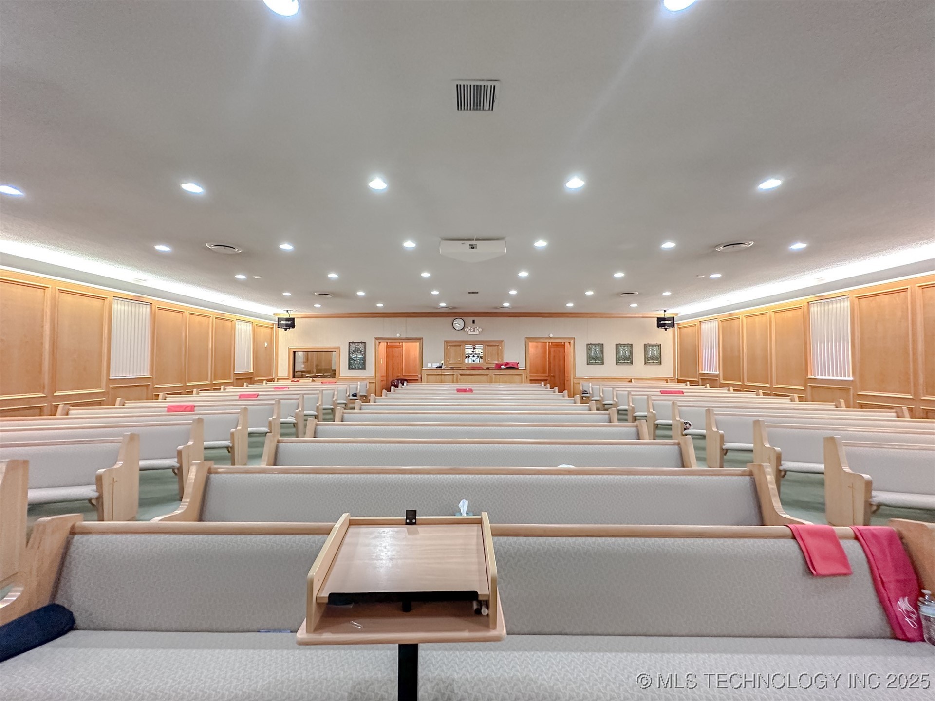 2833 W Main Street Property Photo 35