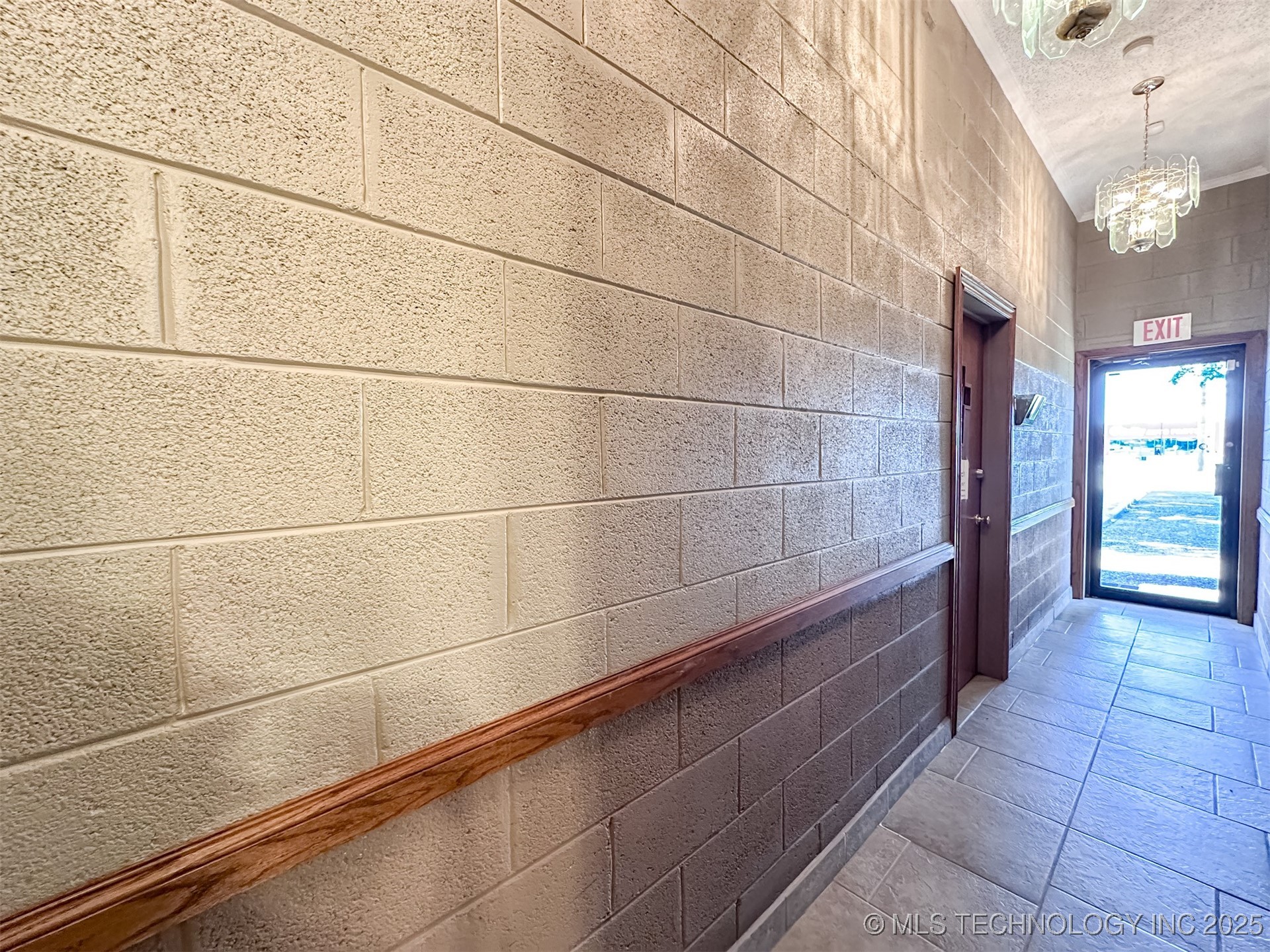 2833 W Main Street Property Photo 52