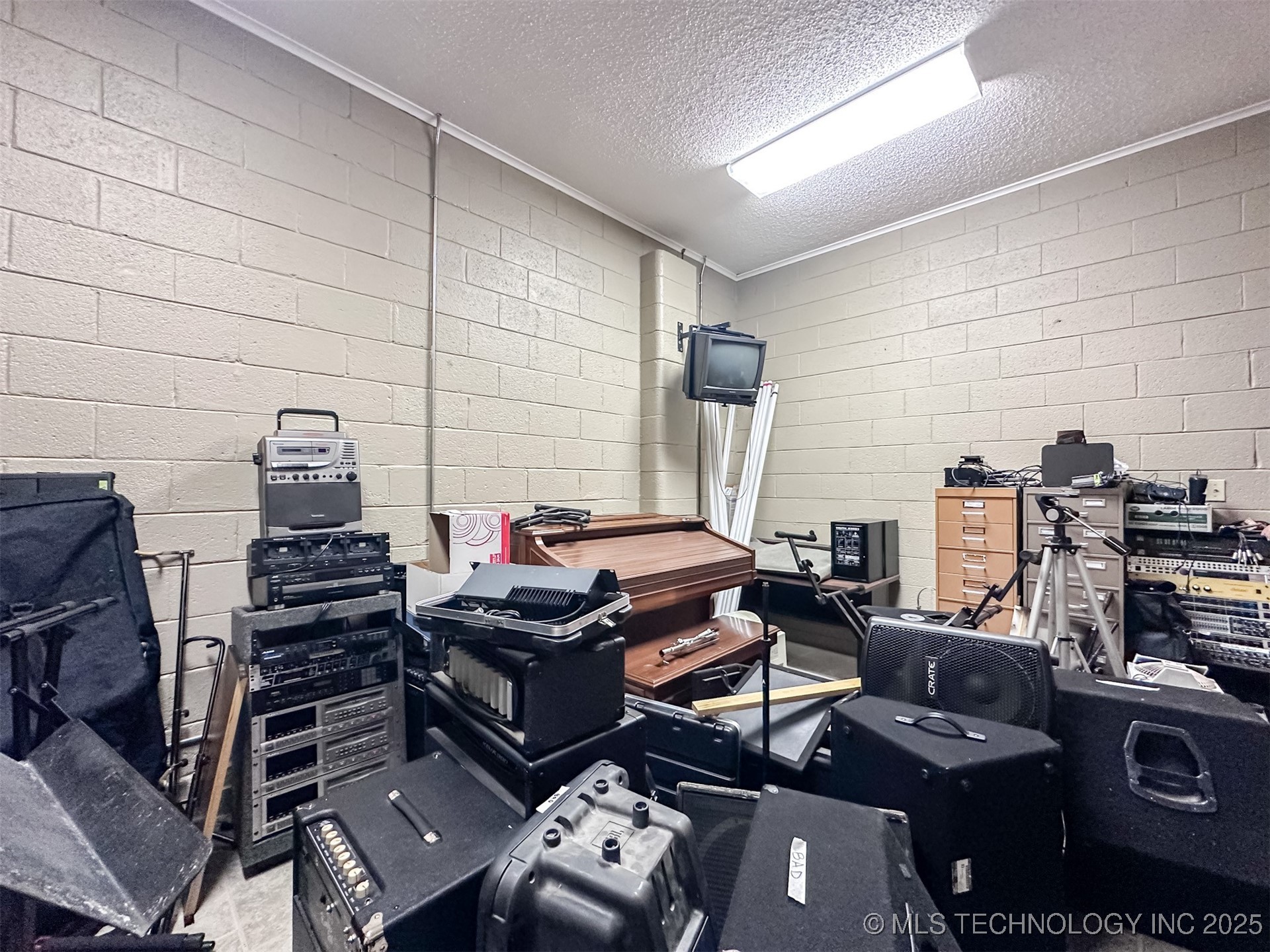 2833 W Main Street Property Photo 54