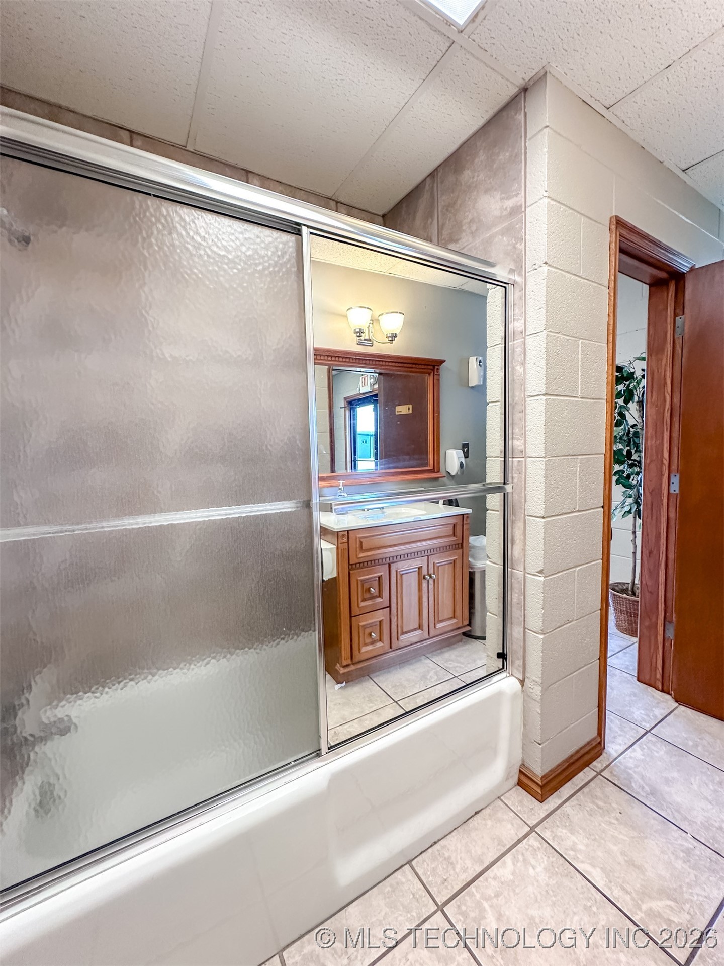 2833 W Main Street Property Photo 79