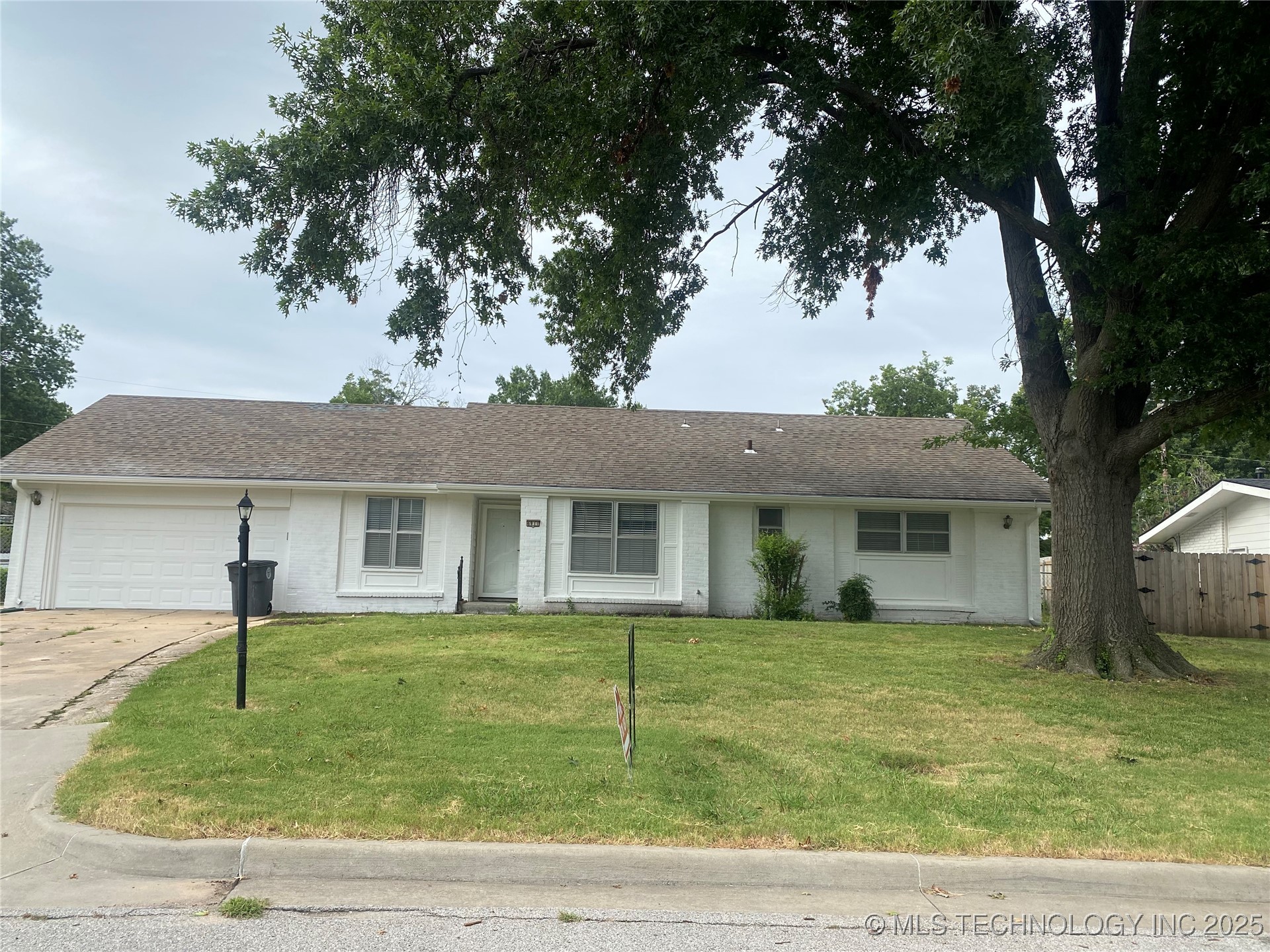 6811 E 58th Street S Property Photo 1