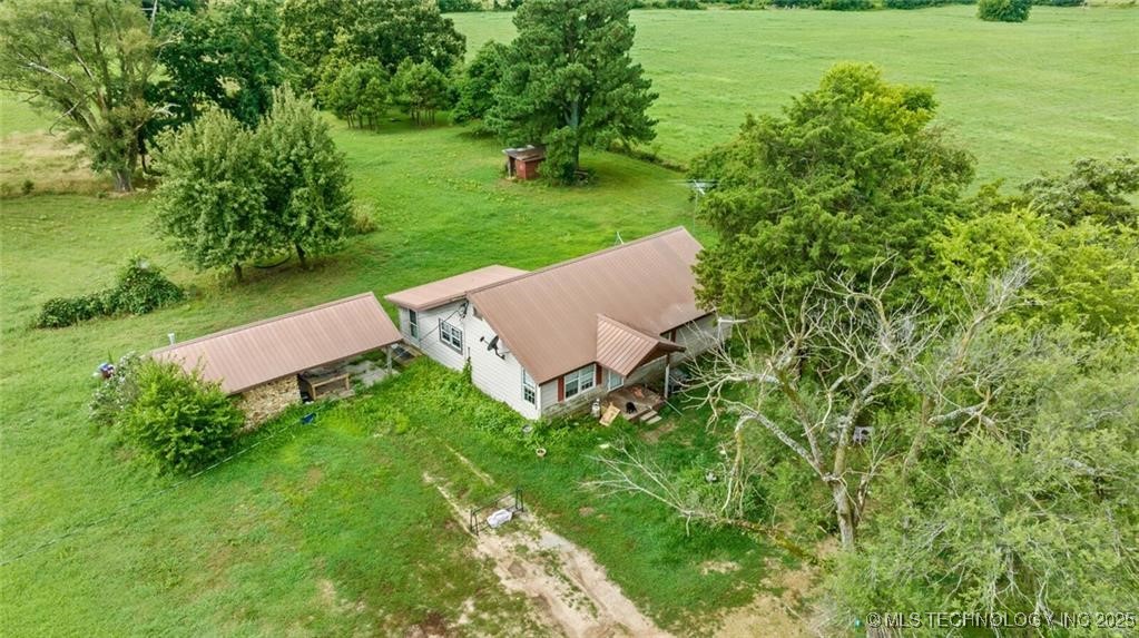 473298 E County Road 660 Property Photo 3