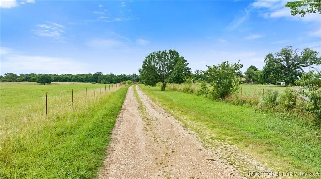 473298 E County Road 660 Property Photo 10