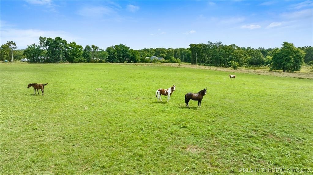 473298 E County Road 660 Property Photo 17