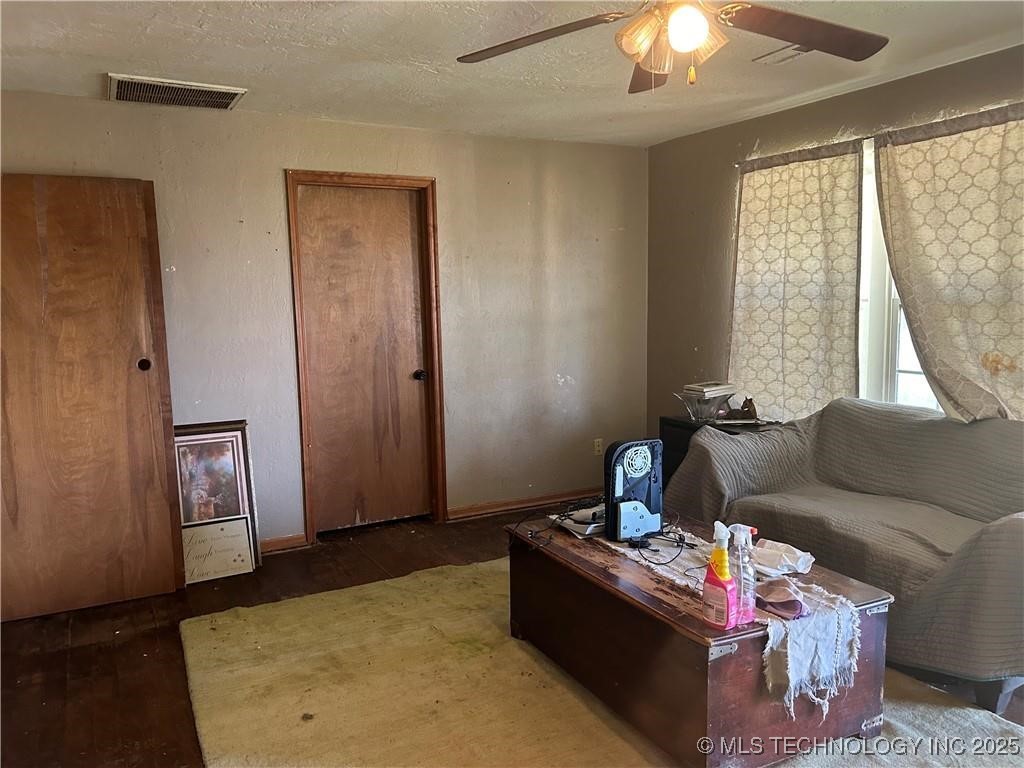 473298 E County Road 660 Property Photo 42