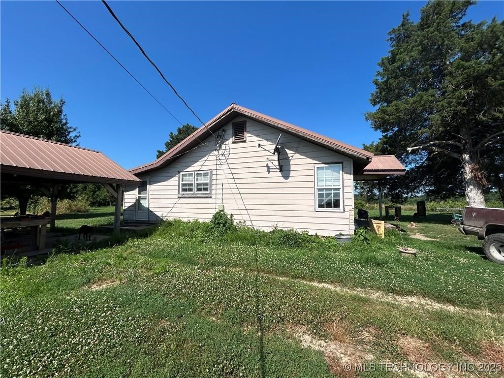 473298 E County Road 660 Property Photo 54