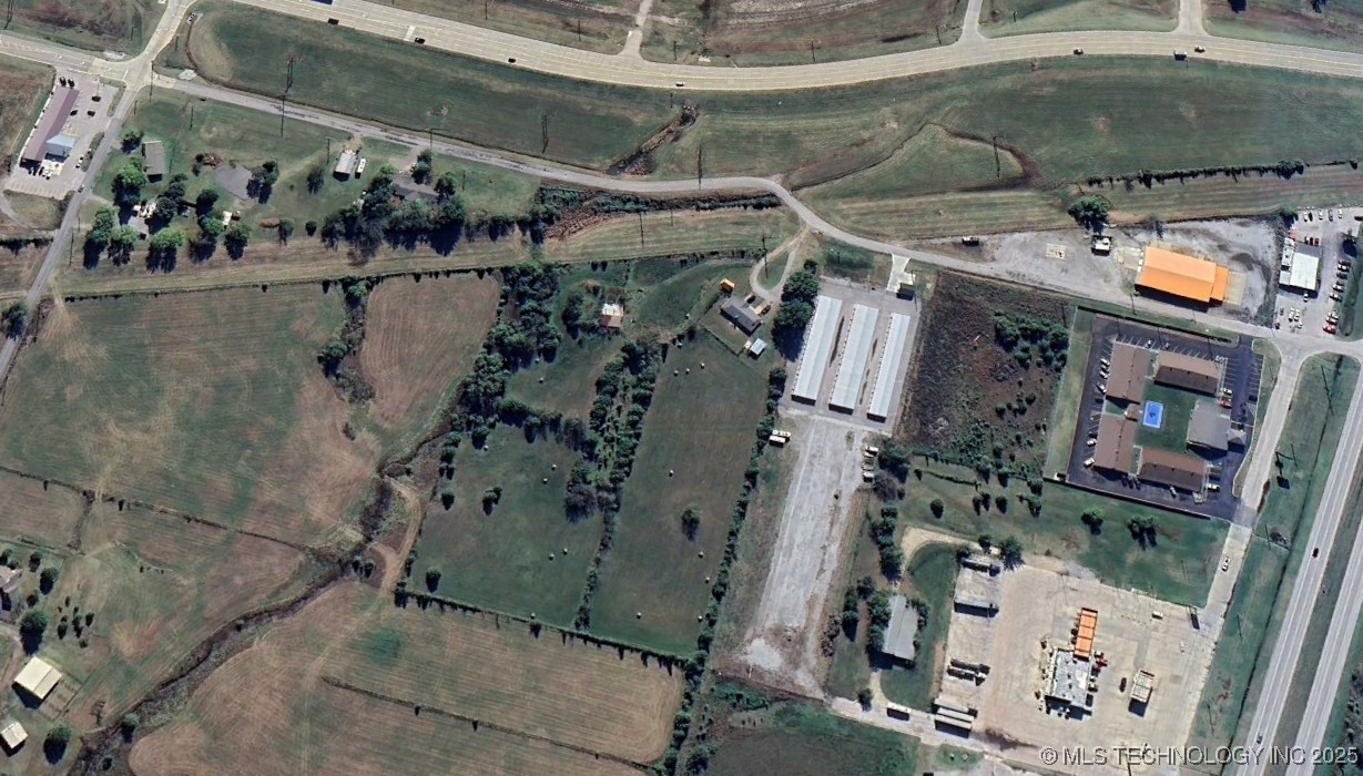 4258 W 530 Road Property Photo 19