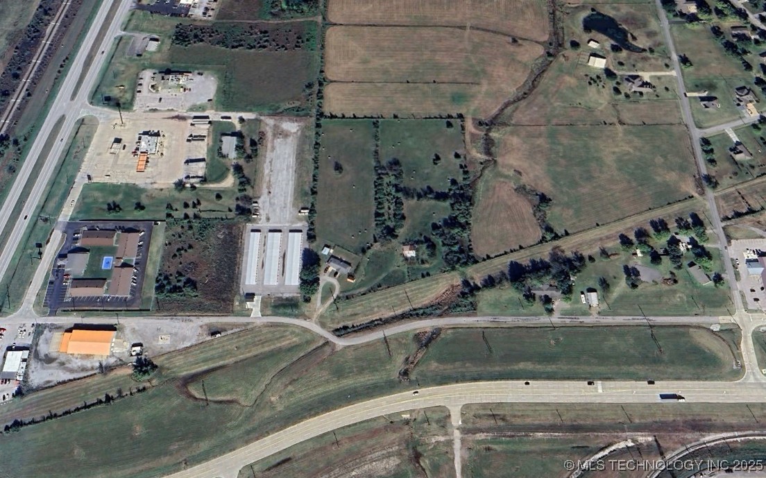 4258 W 530 Road Property Photo 22