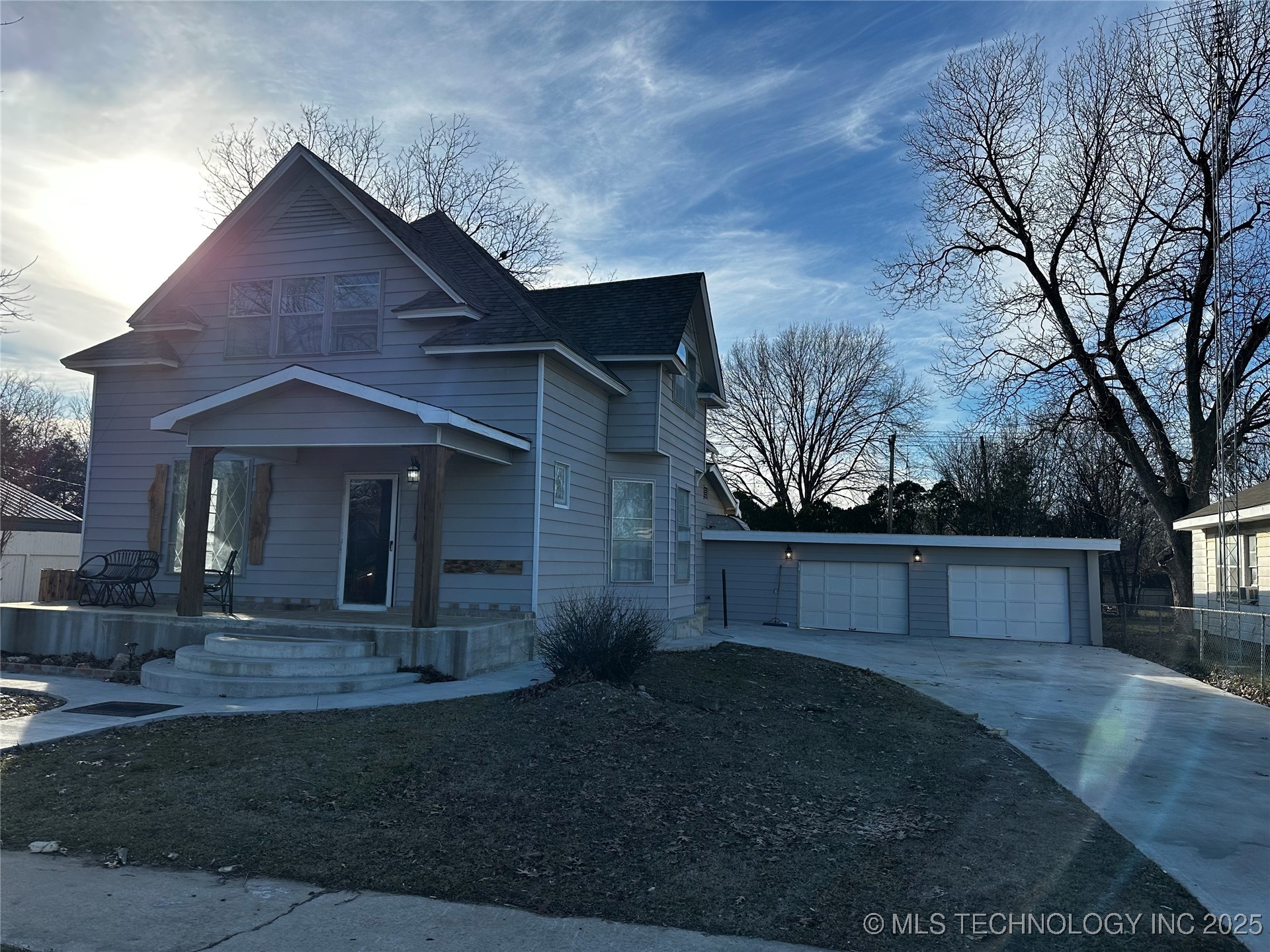 420 S Main Property Photo 4