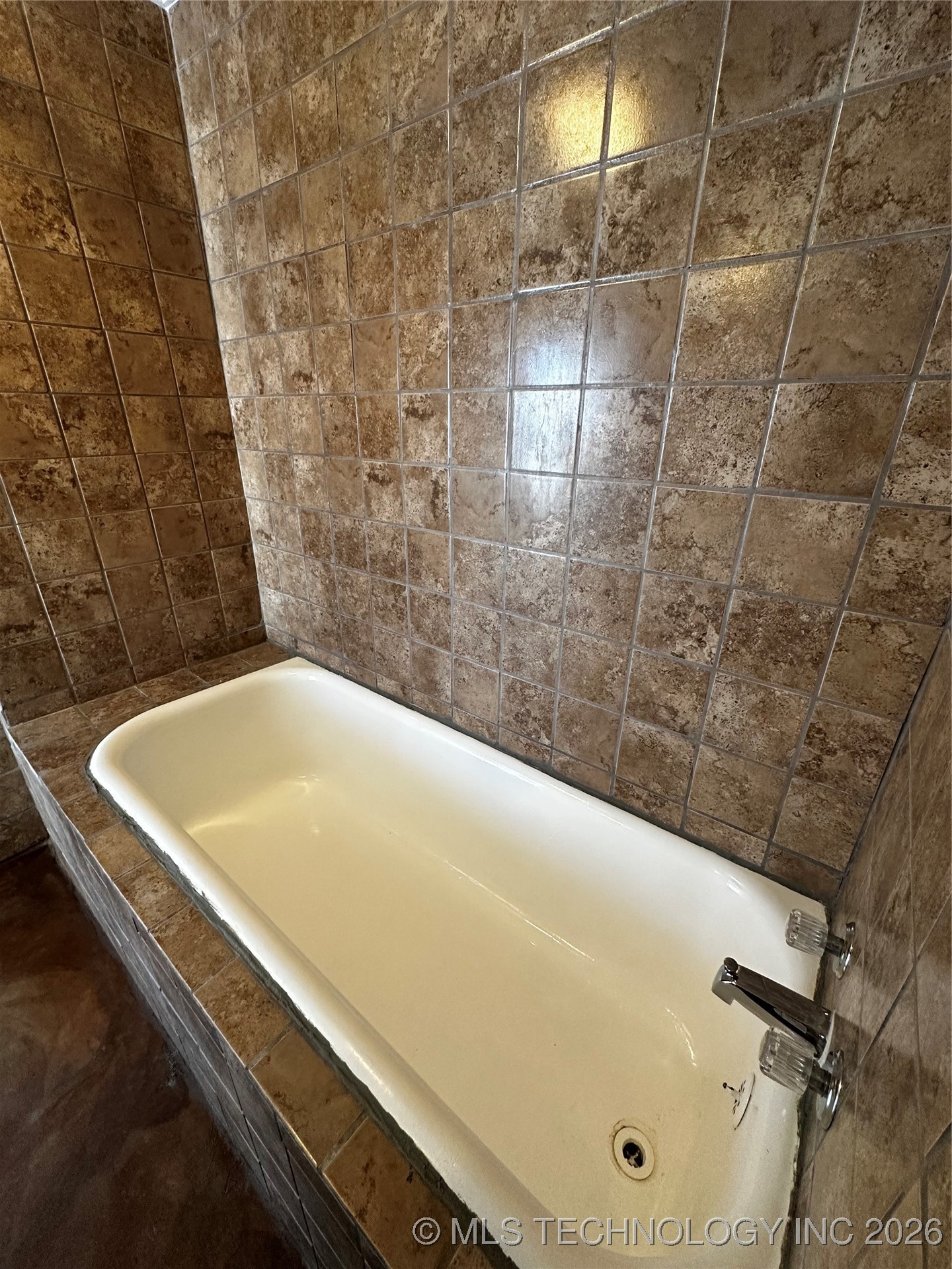 420 S Main Property Photo 20